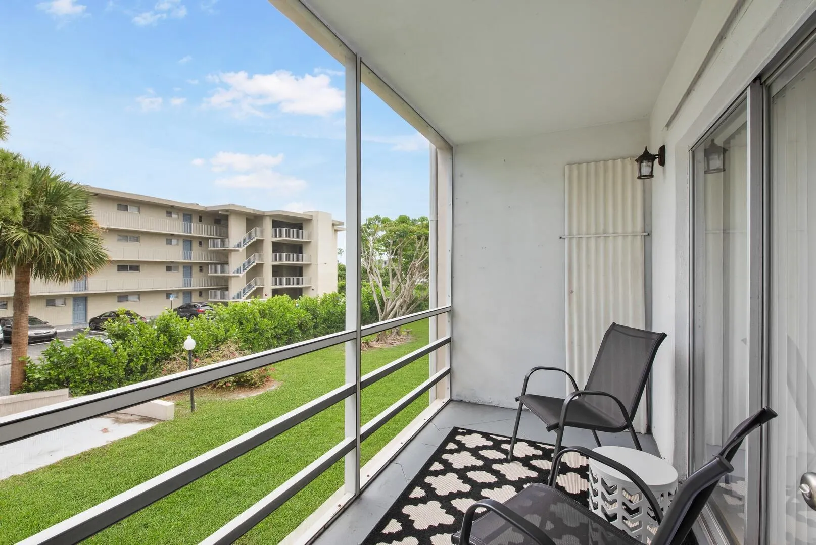 2581 N Garden Drive, #206