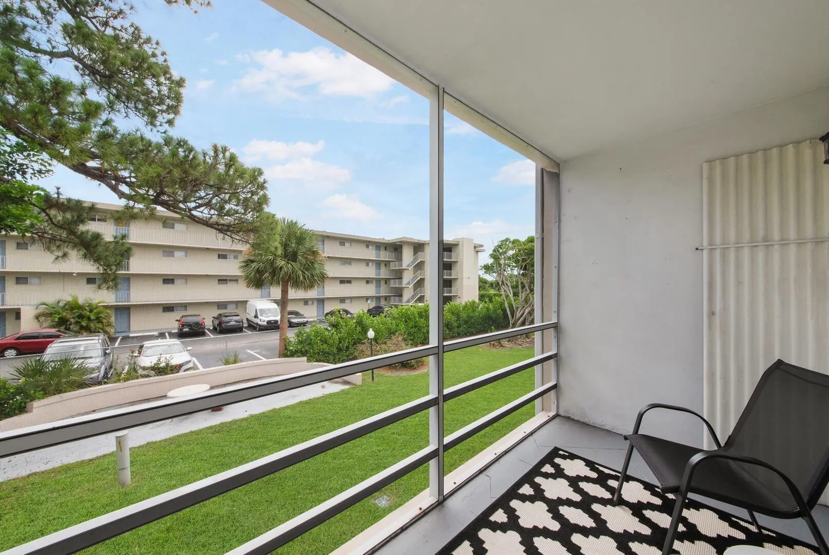 2581 N Garden Drive, #206