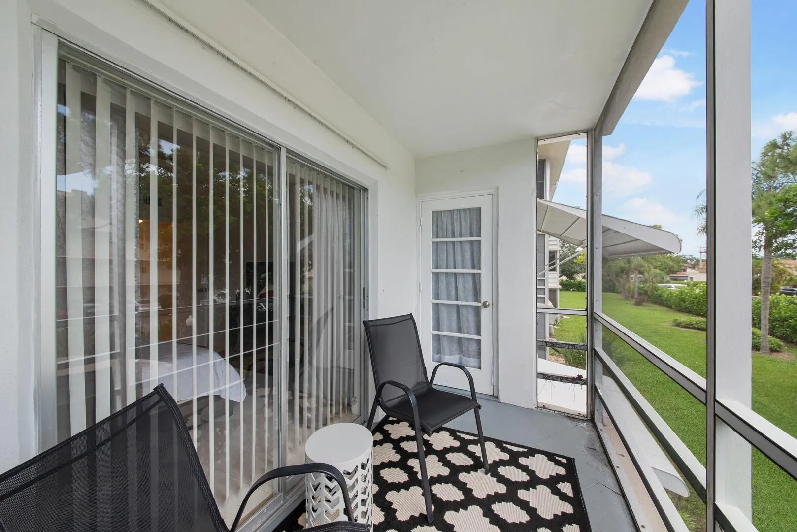 2581 N Garden Drive, #206