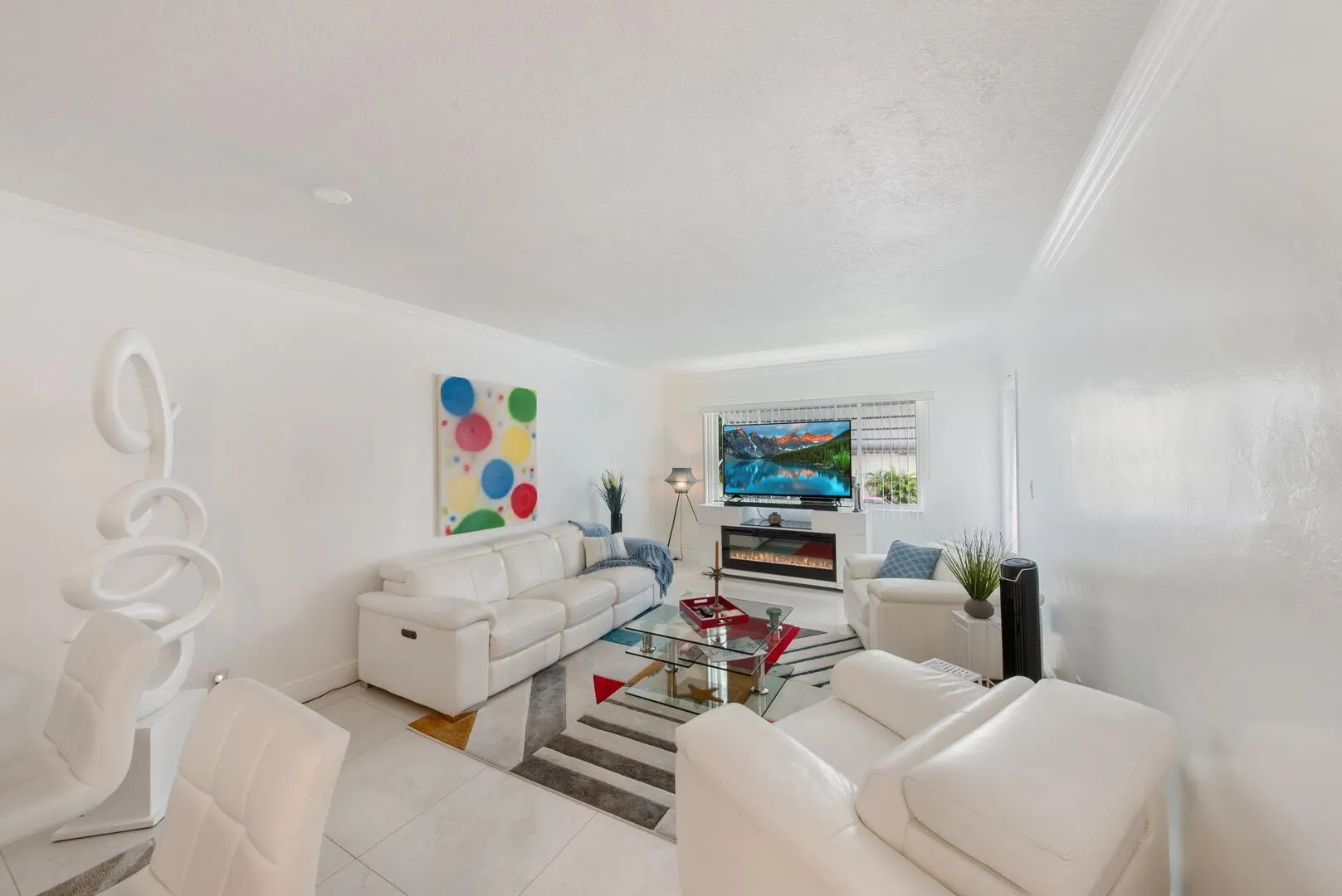 2581 N Garden Drive, #206