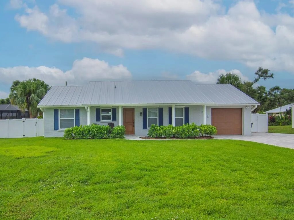 606 Conn Way