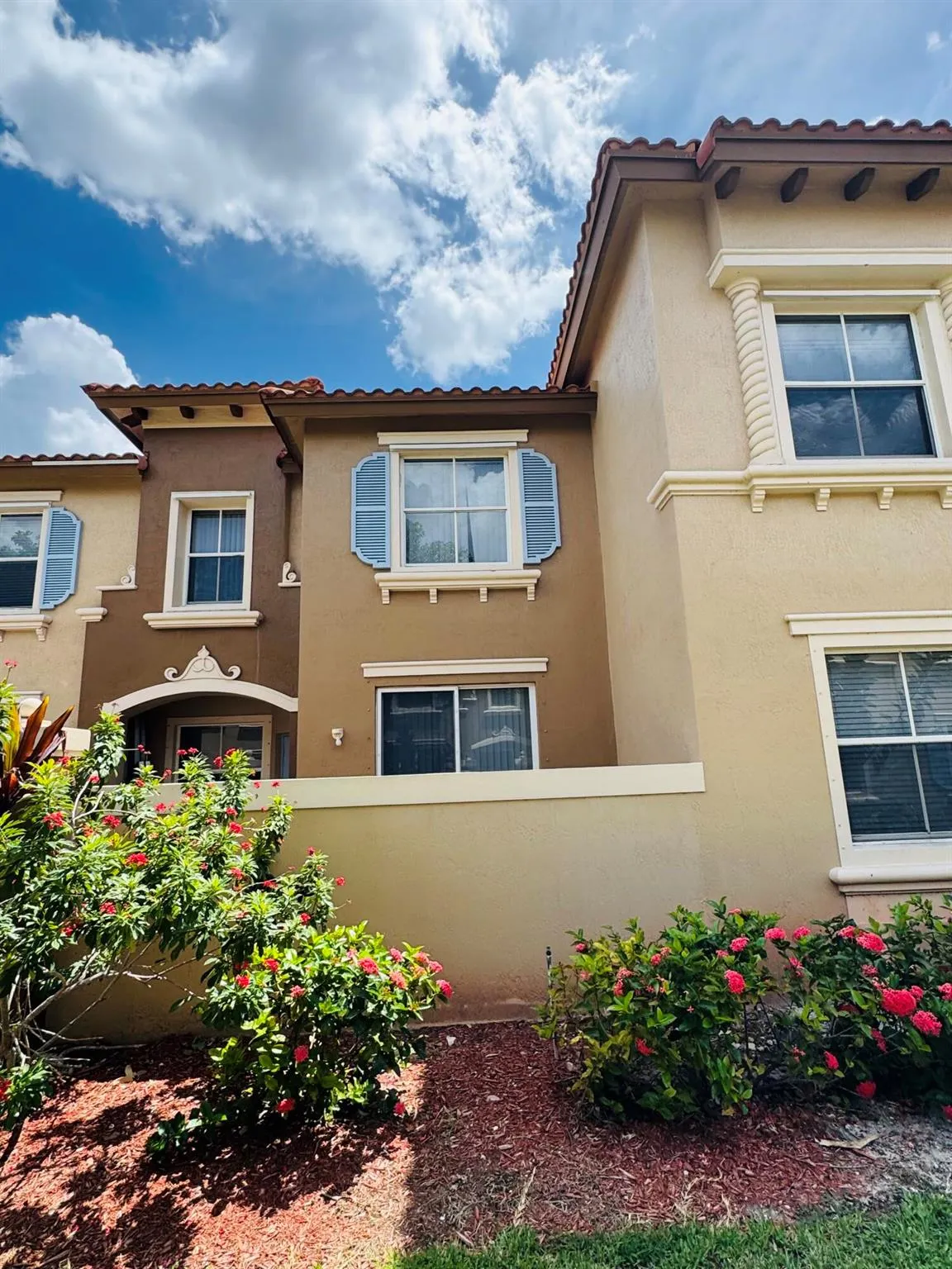 6515 Diamond Springs Terrace, #2409