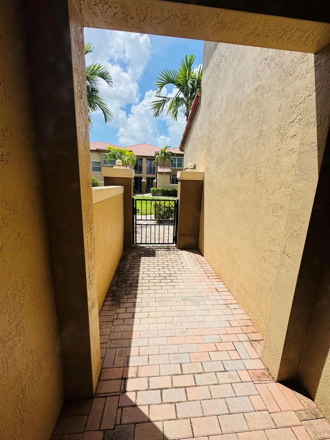 6515 Diamond Springs Terrace, #2409
