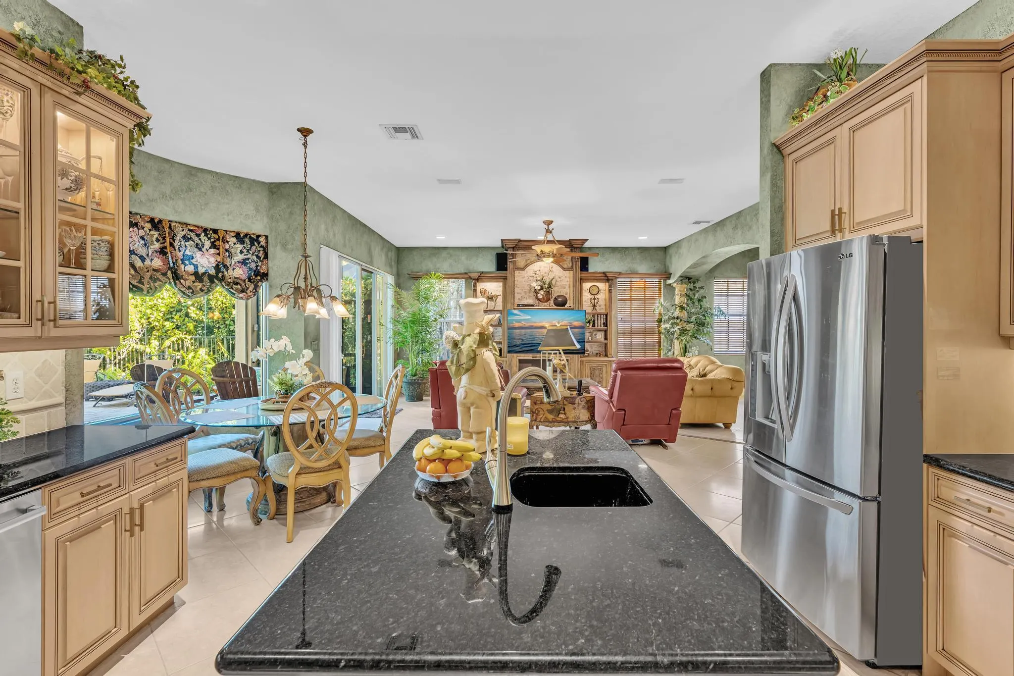 19270 Skyridge Circle