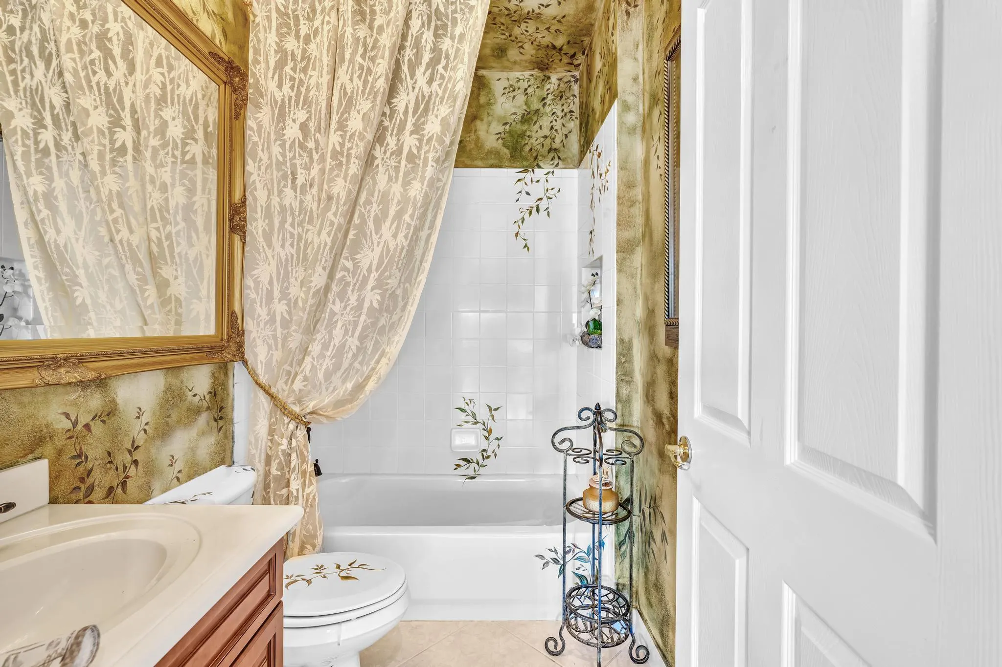 19270 Skyridge Circle