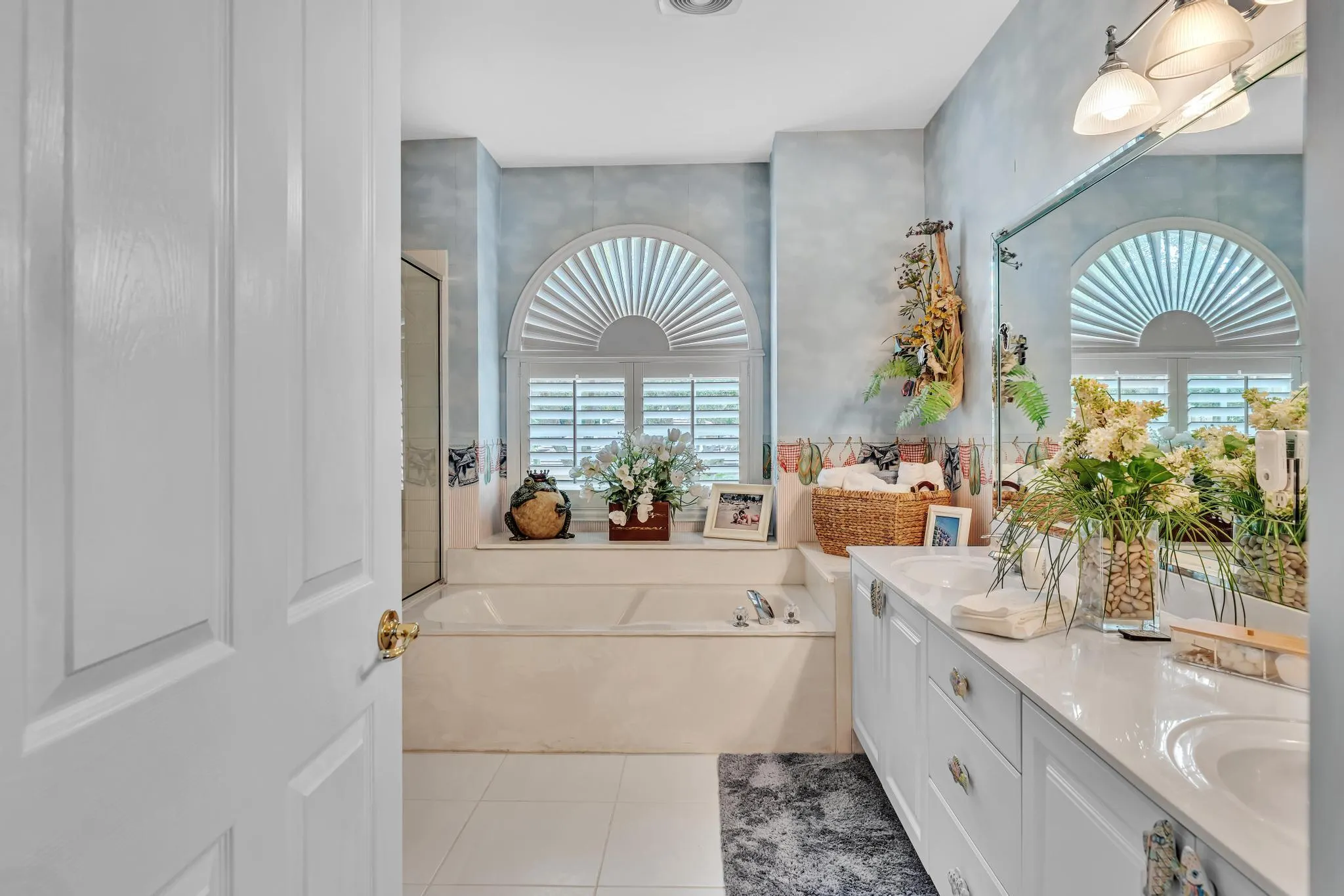 19270 Skyridge Circle