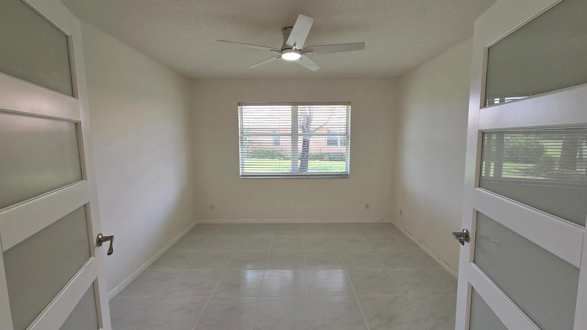 5622 Royal Lake Circle