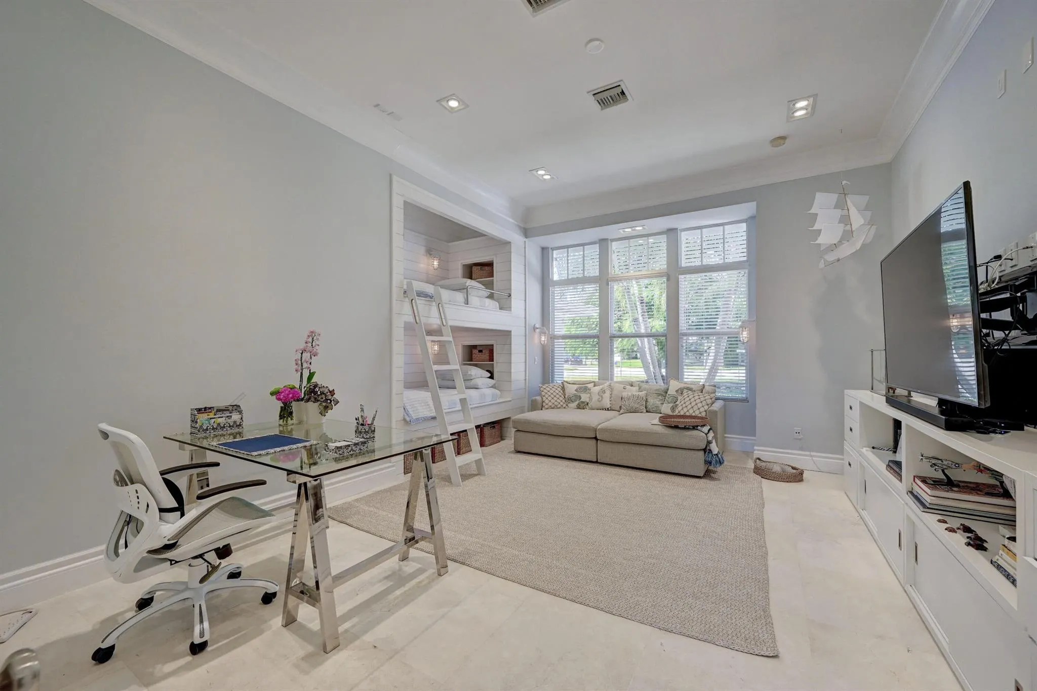 3400 NE 6th Drive