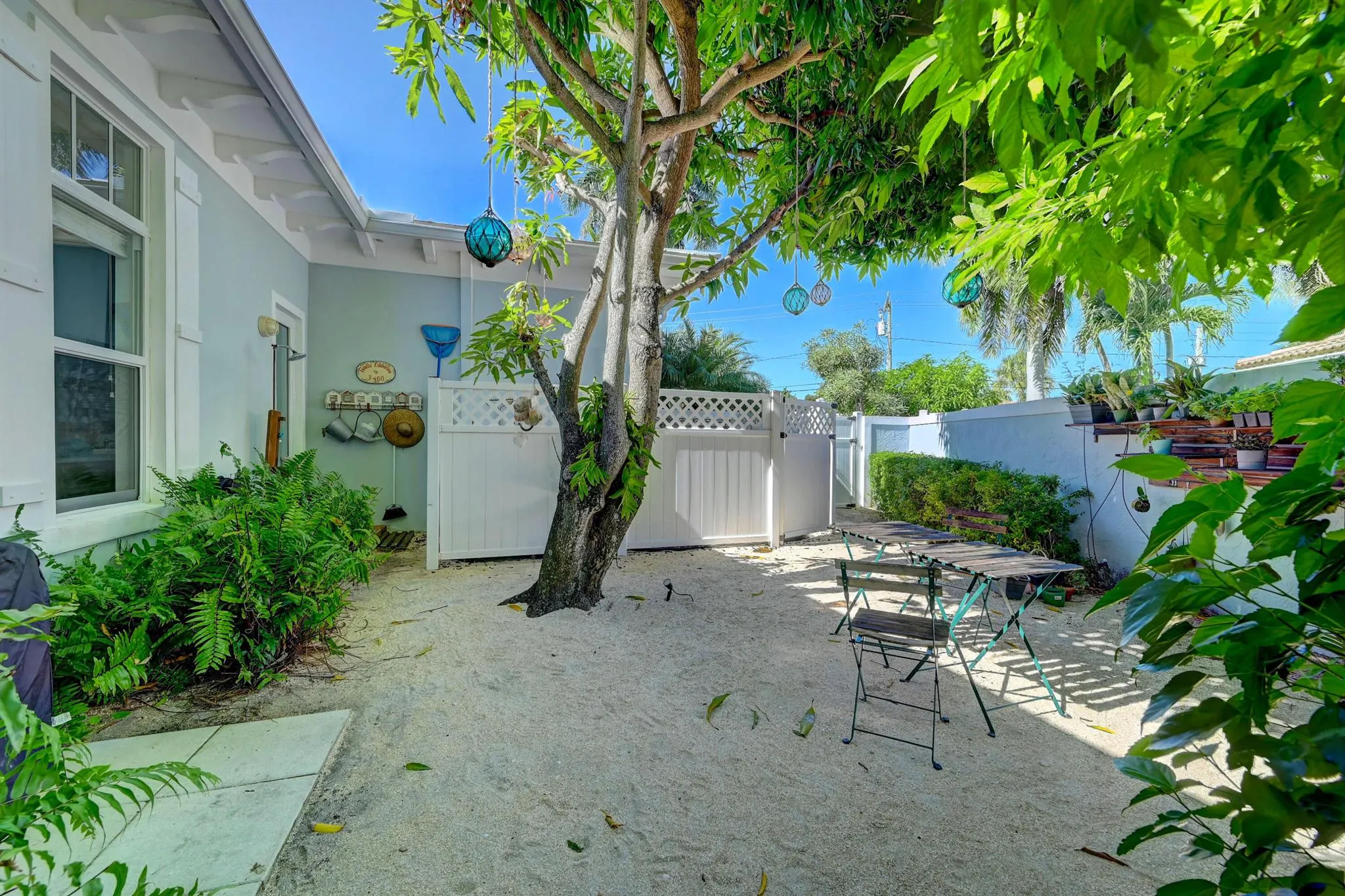 3400 NE 6th Drive