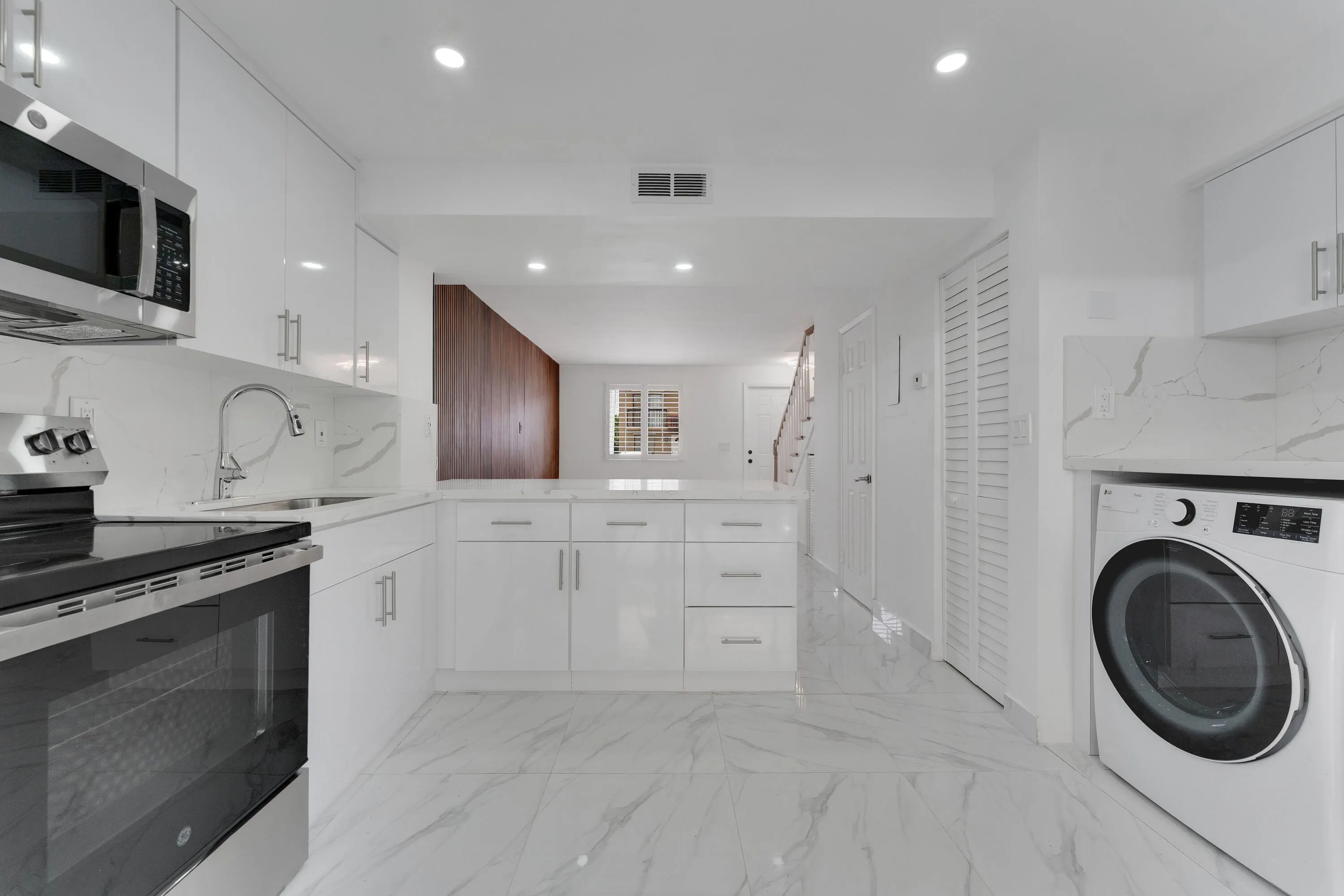 1917 SW 107th Avenue, #702