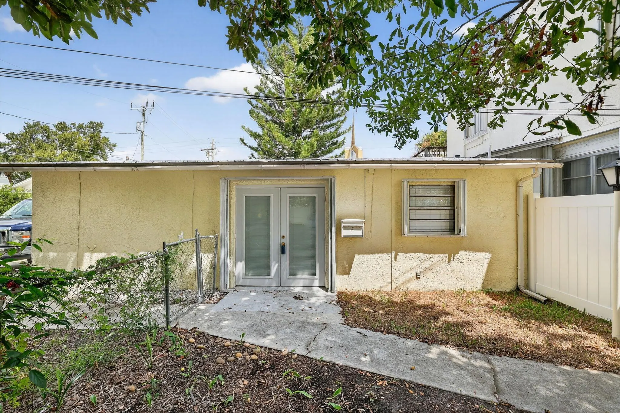410 SW California Avenue, #B