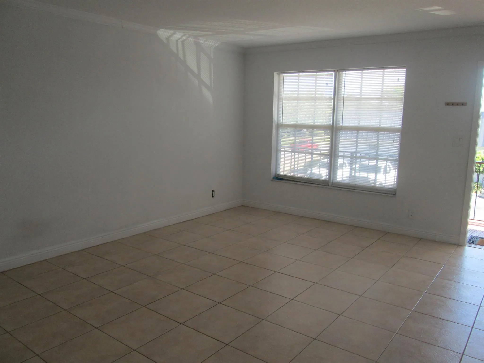 405 N Cypress Drive, #1