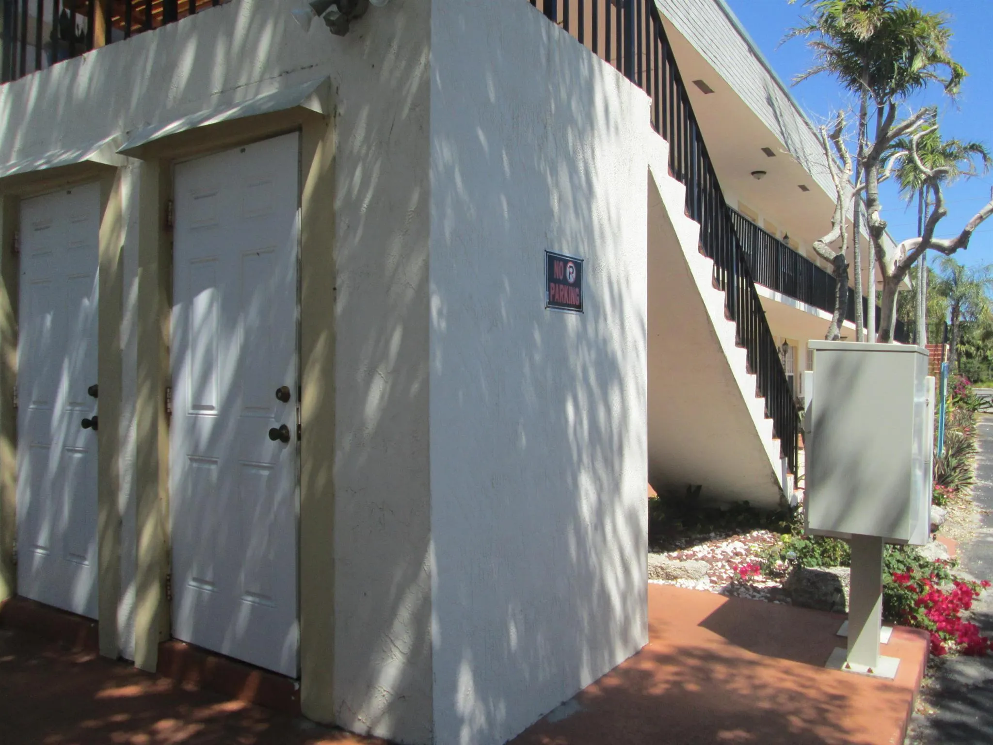 405 N Cypress Drive, #1