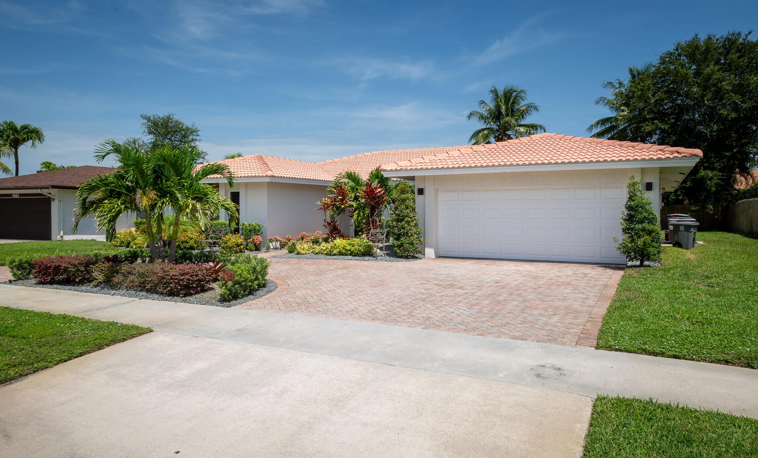 4853 Willow Drive