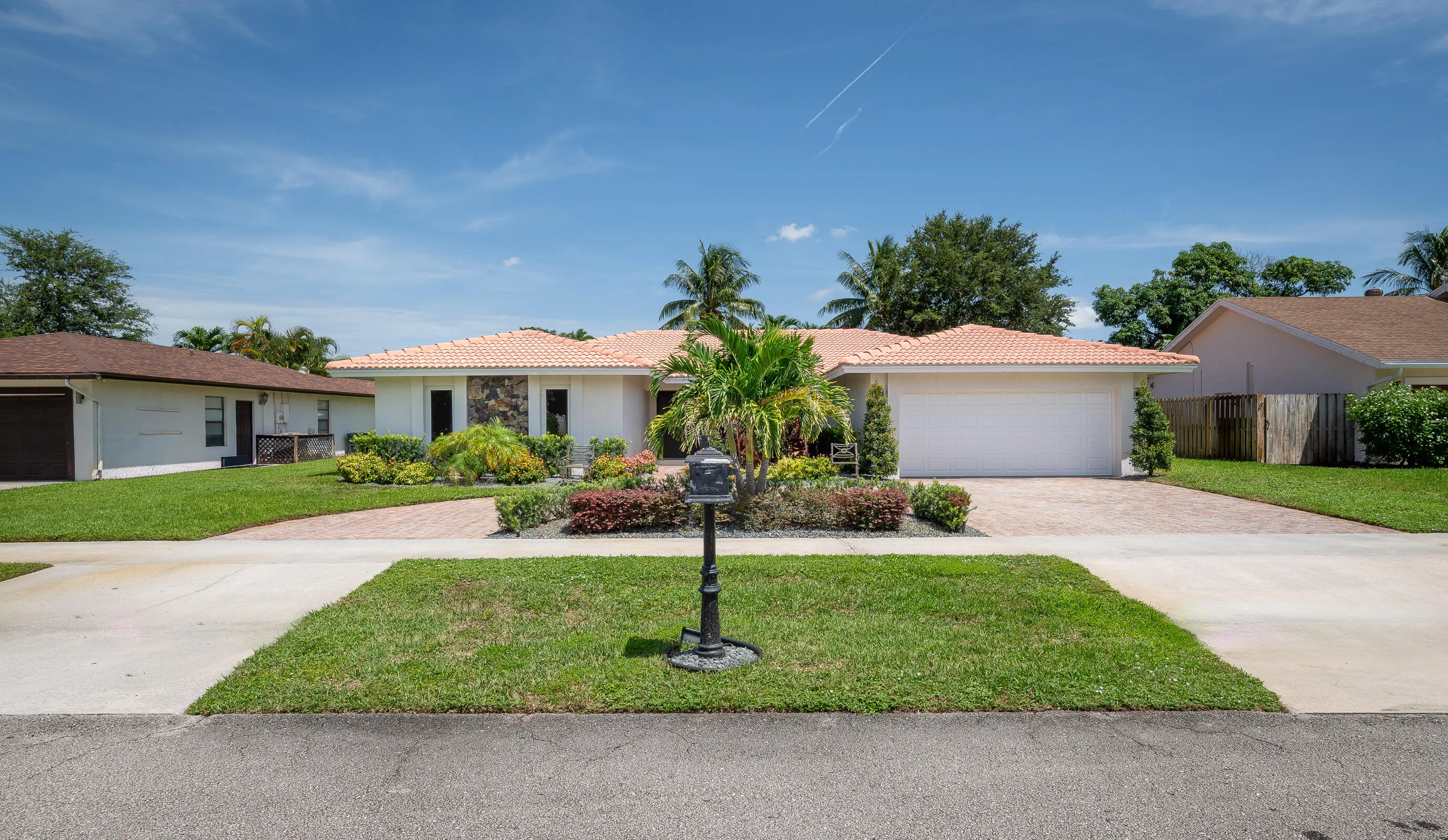 4853 Willow Drive