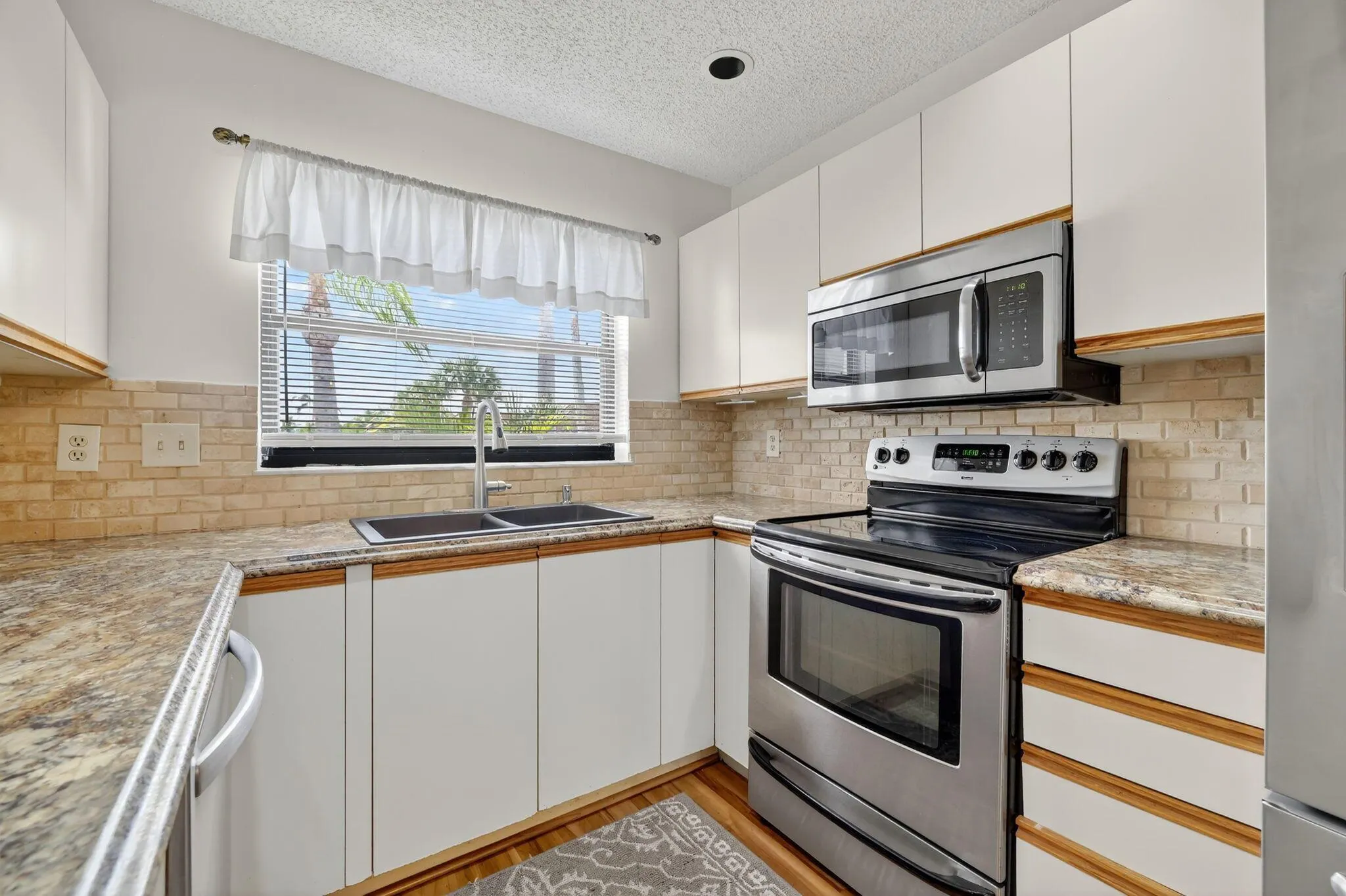 6101 SE Landing Way, #11