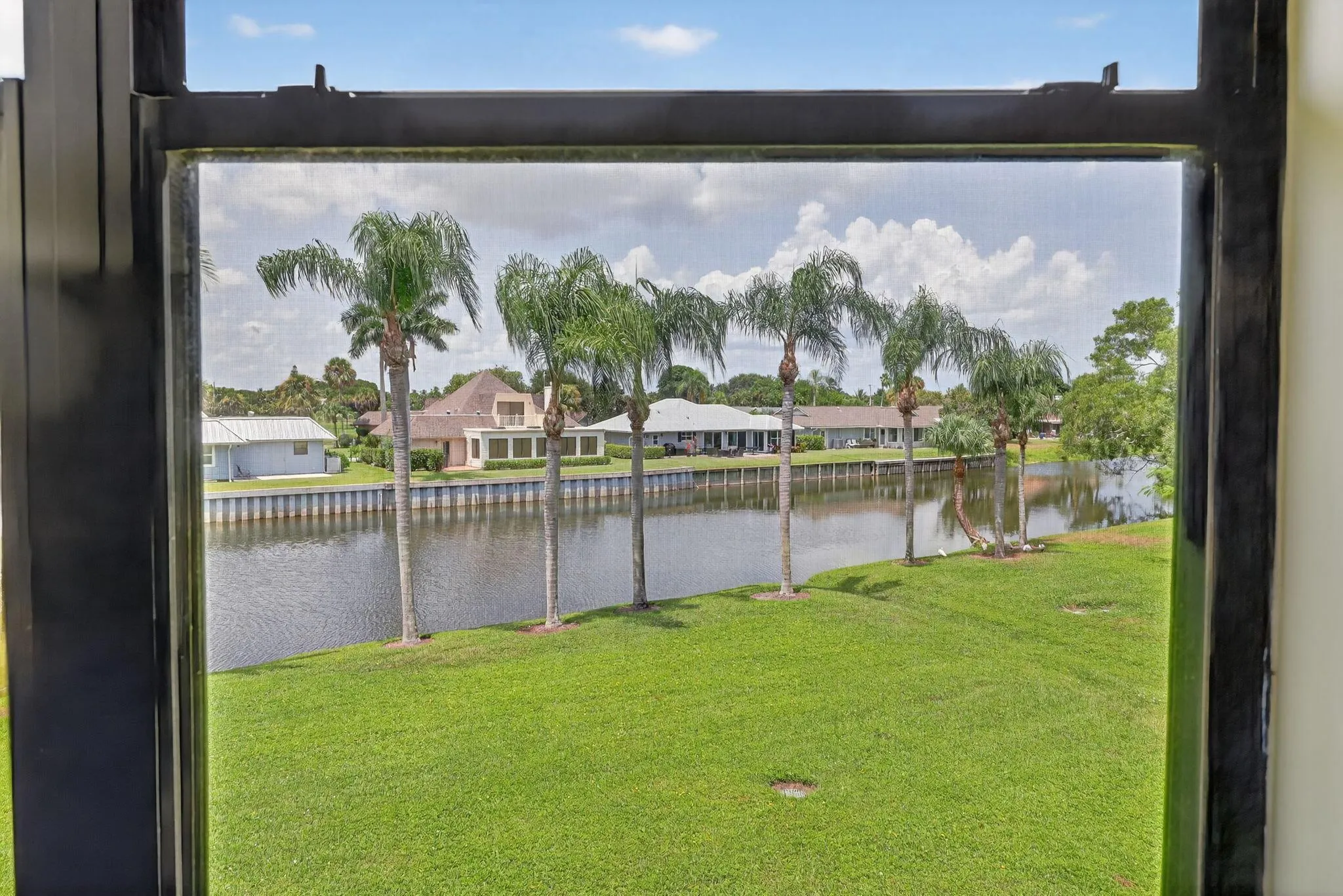 6101 SE Landing Way, #11