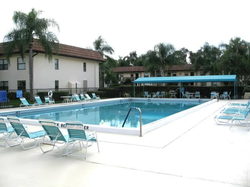 7149 Golf Colony Court, #104