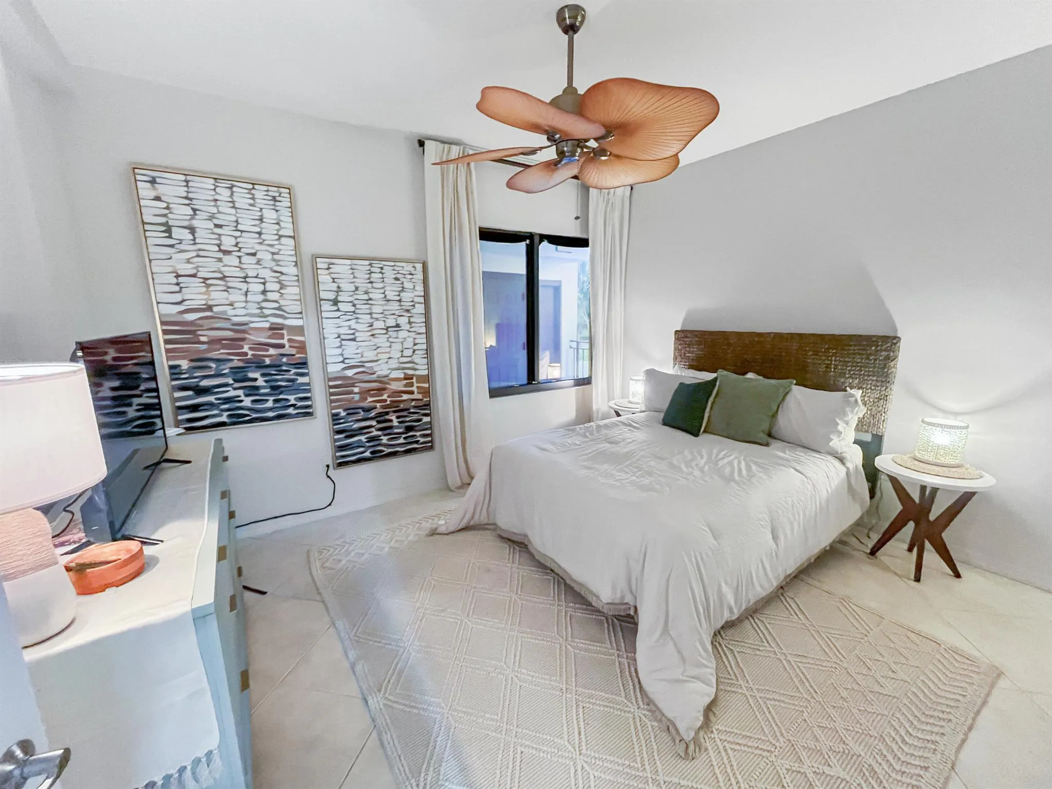 370 Golfview Road, #202