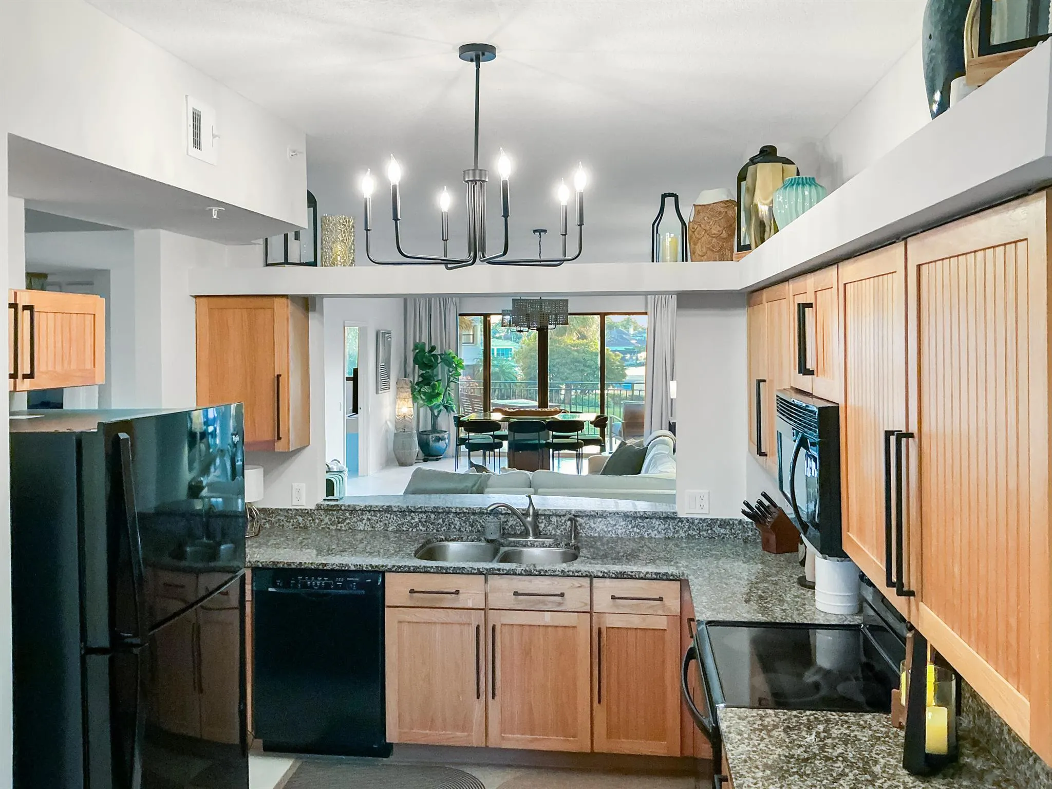 370 Golfview Road, #202