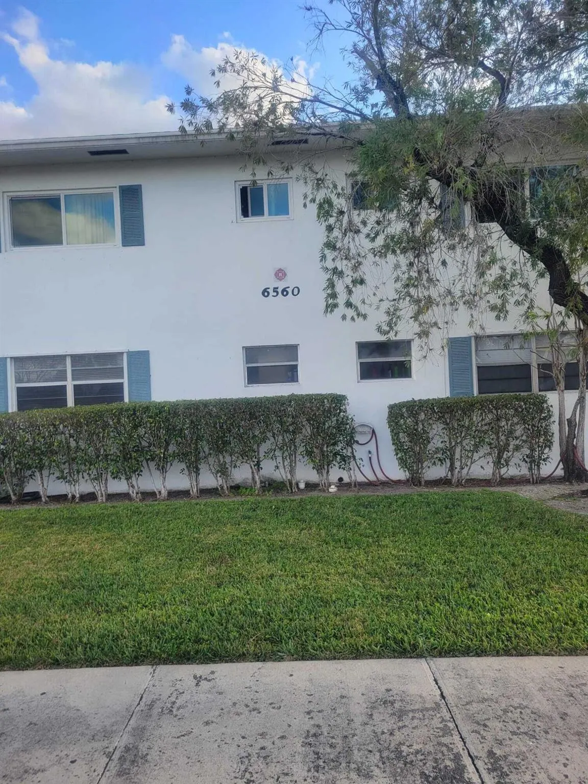 6560 Winfield Boulevard, #102