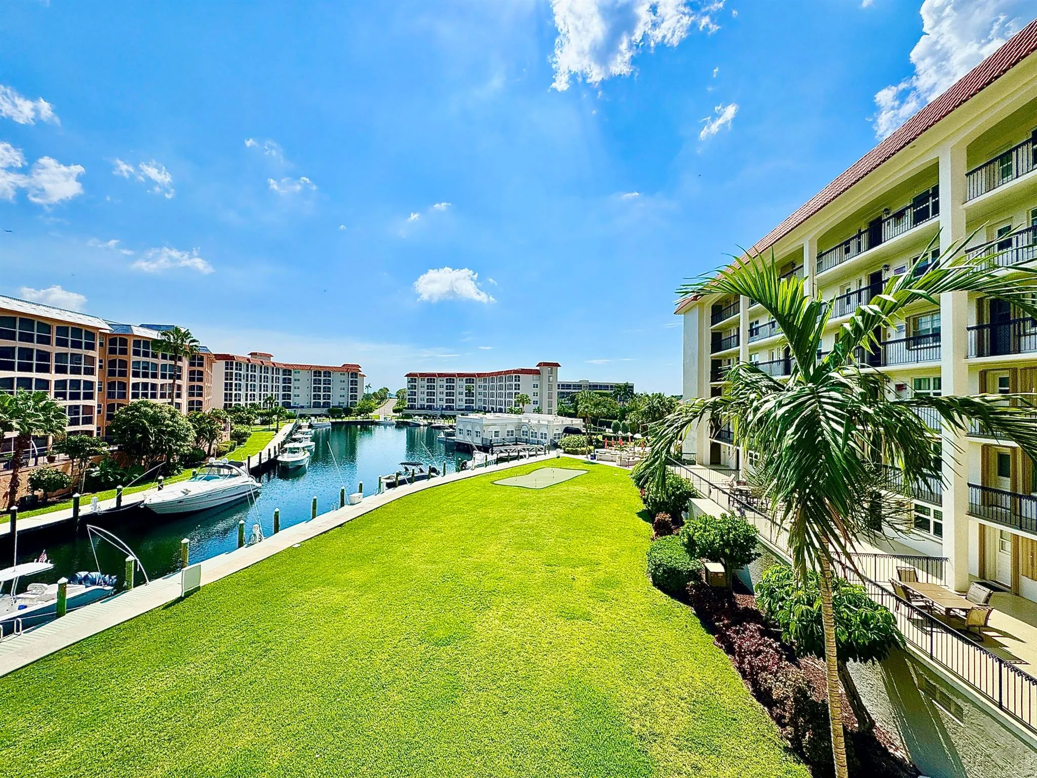 2871 N Ocean Boulevard, #R358