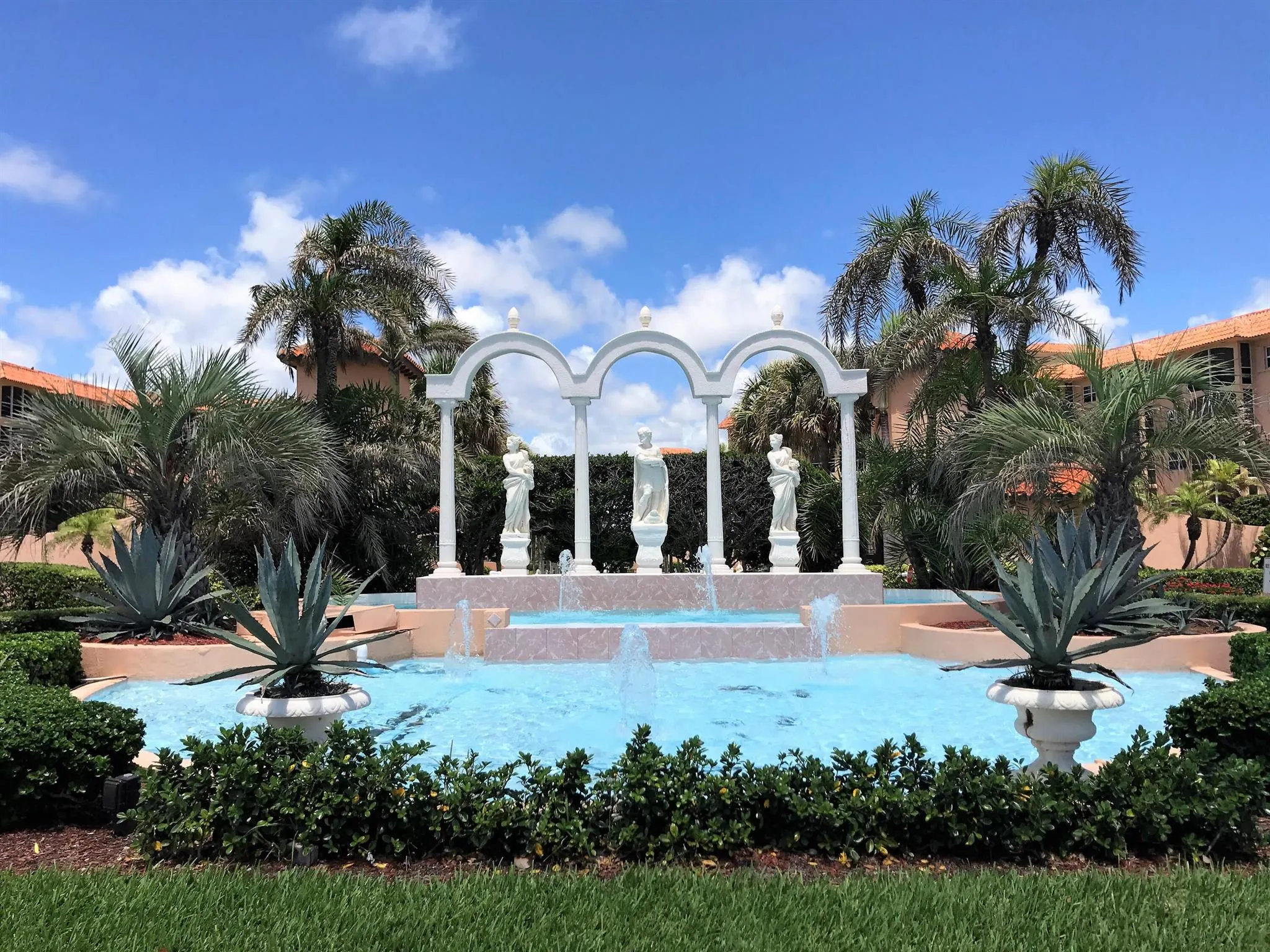 2871 N Ocean Boulevard, #R358