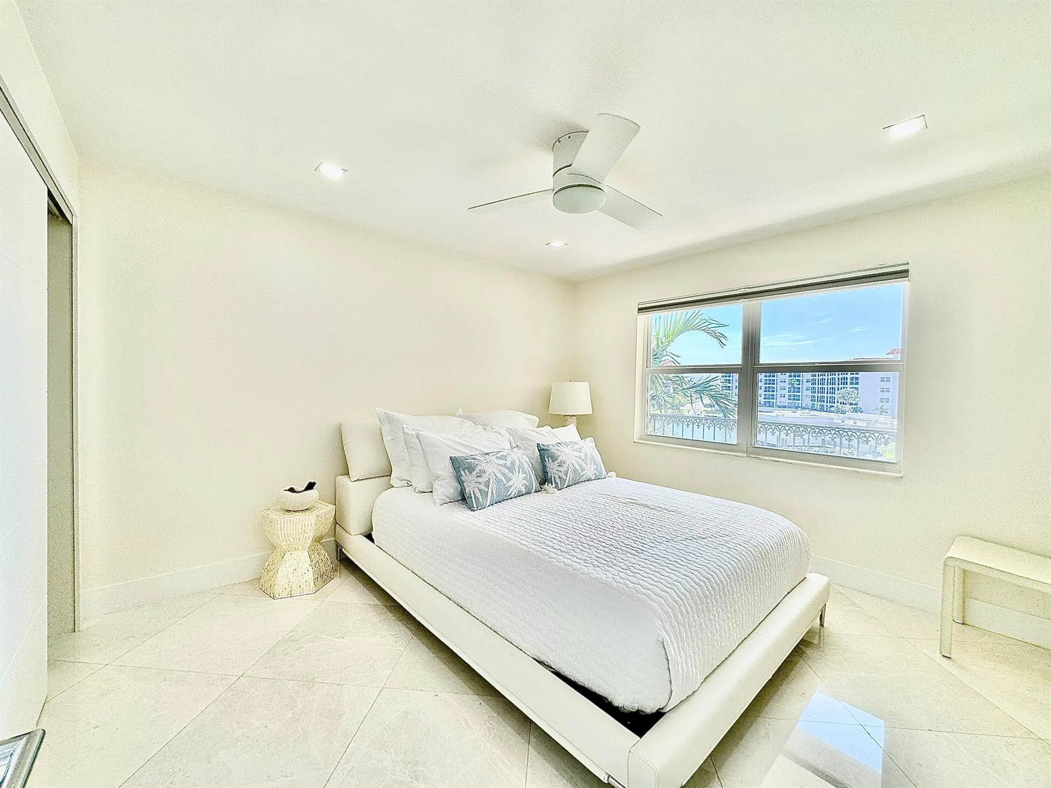 2871 N Ocean Boulevard, #R358