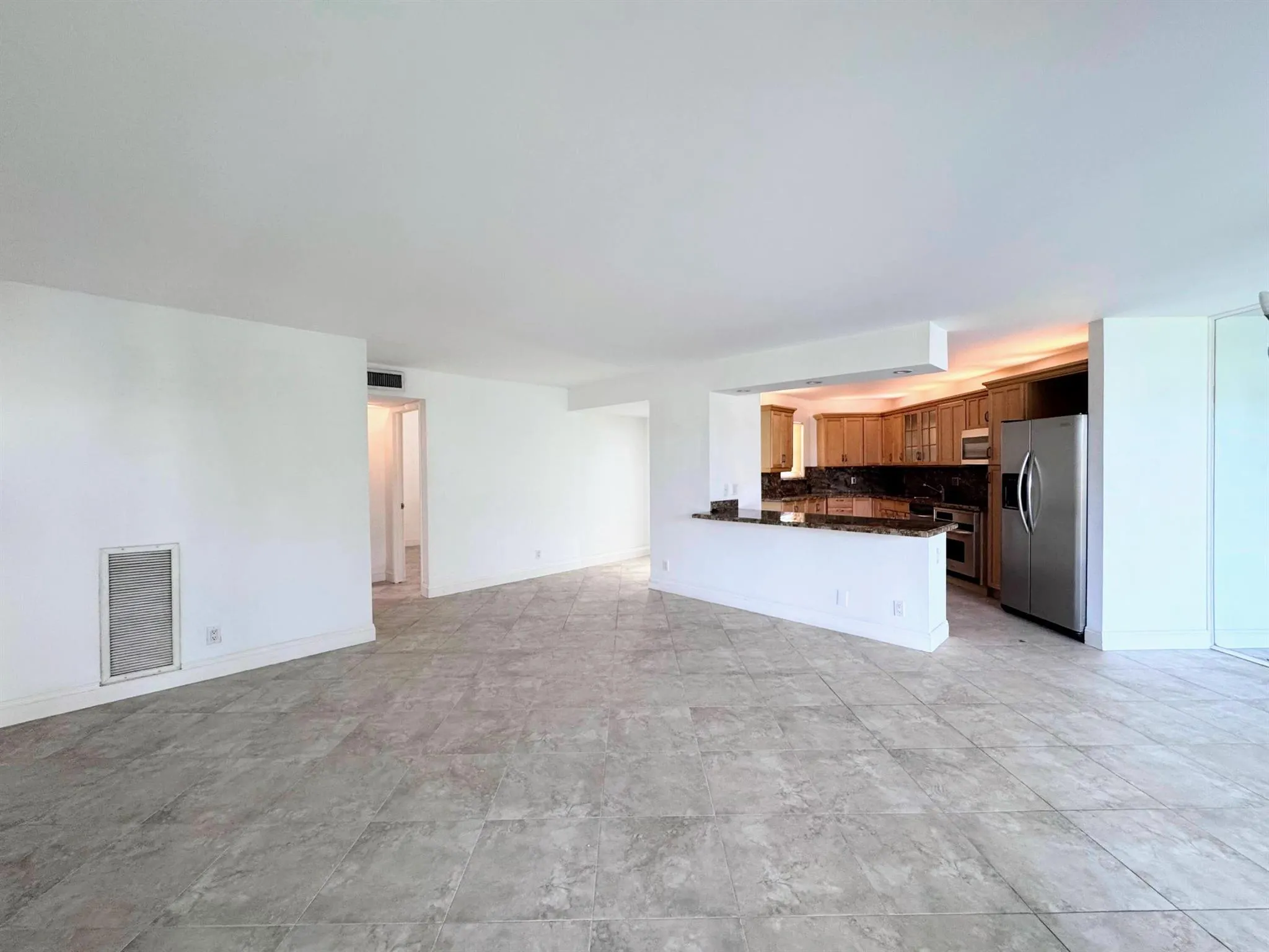 5701 Camino Del Sol, #403