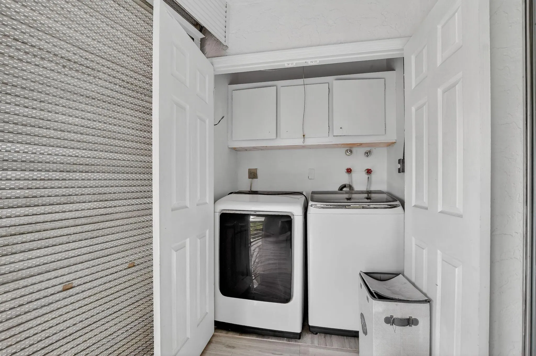 23277 Barwood Lane N, #403
