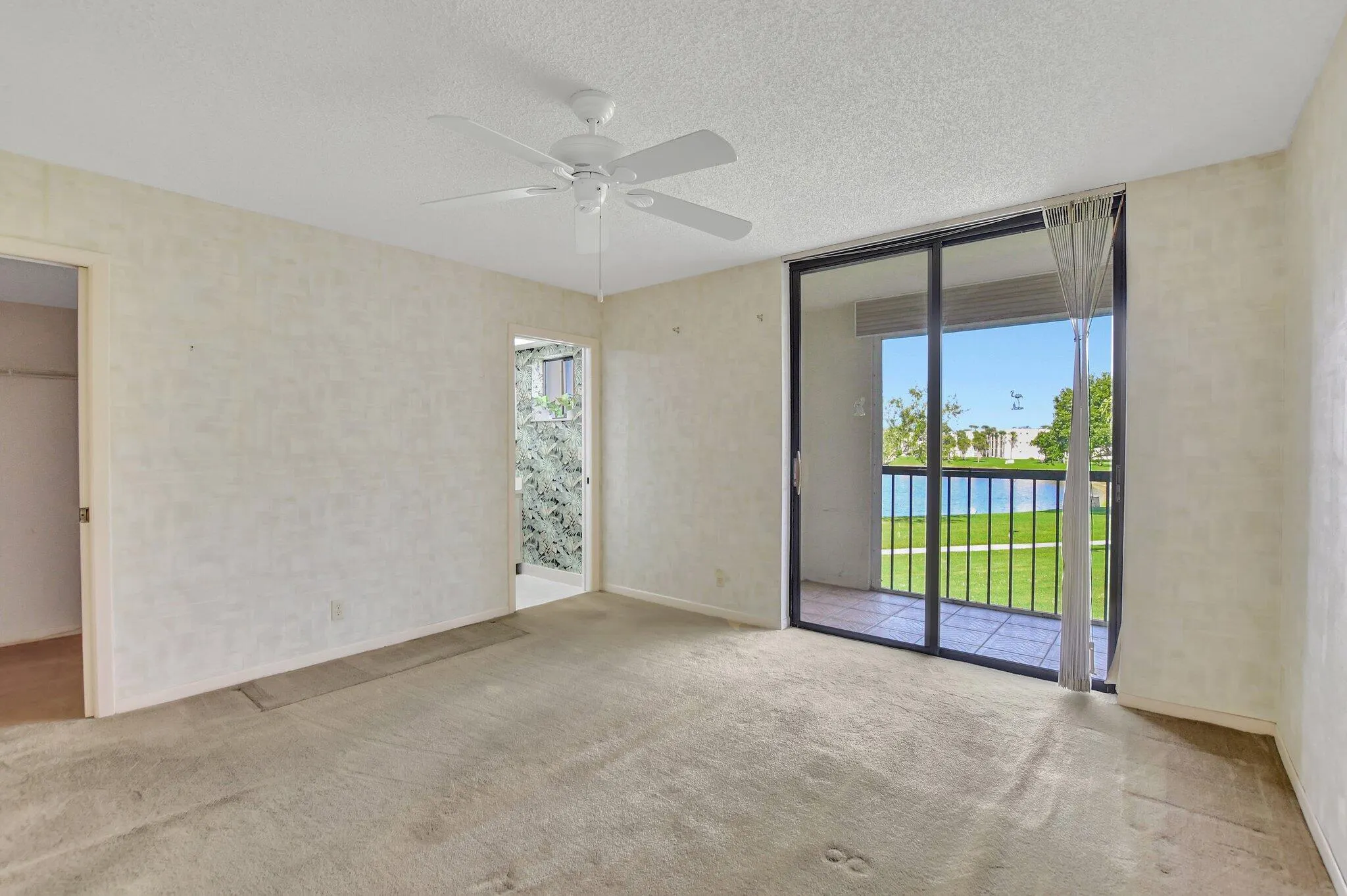 5340 Las Verdes Circle, #208
