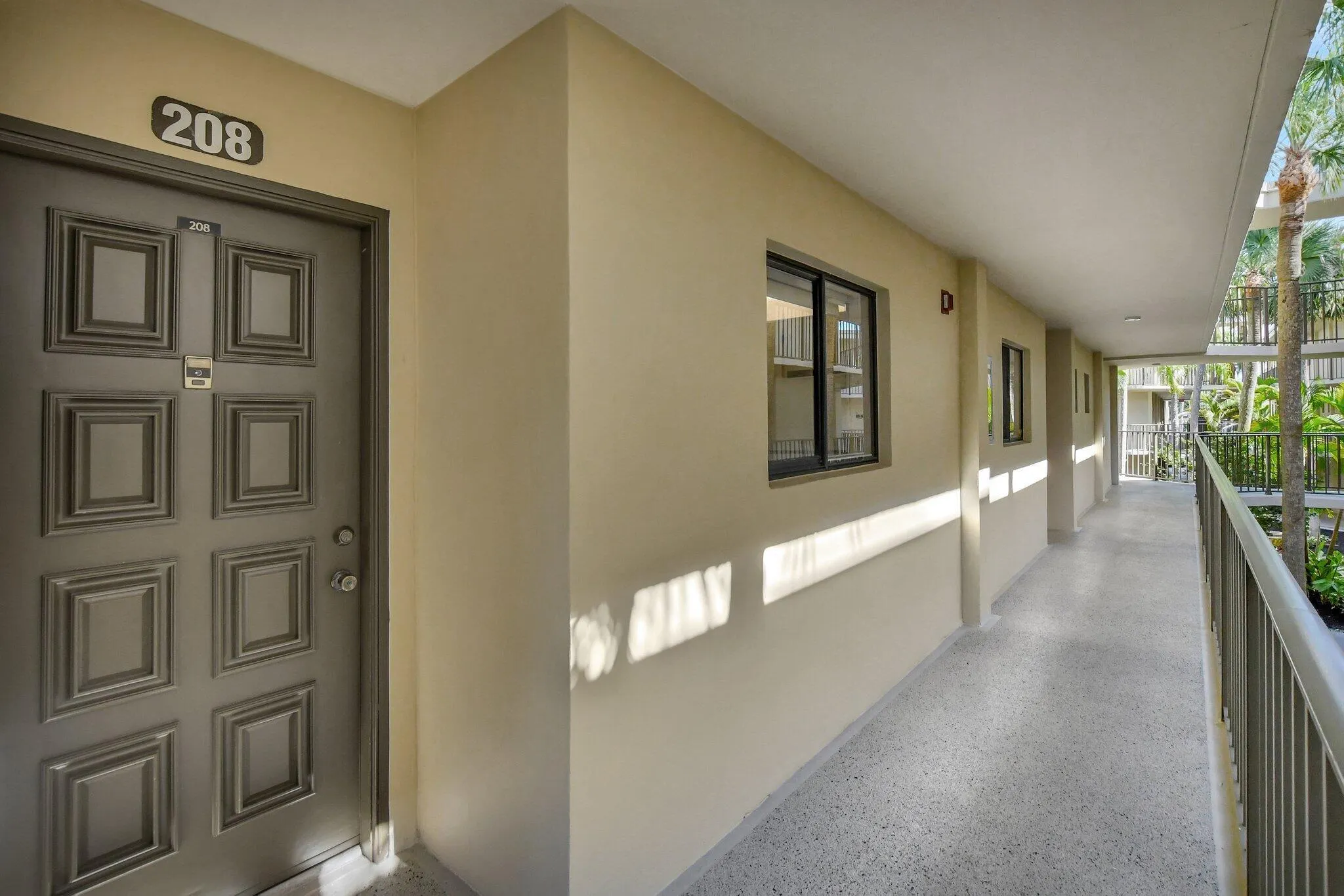 5340 Las Verdes Circle, #208