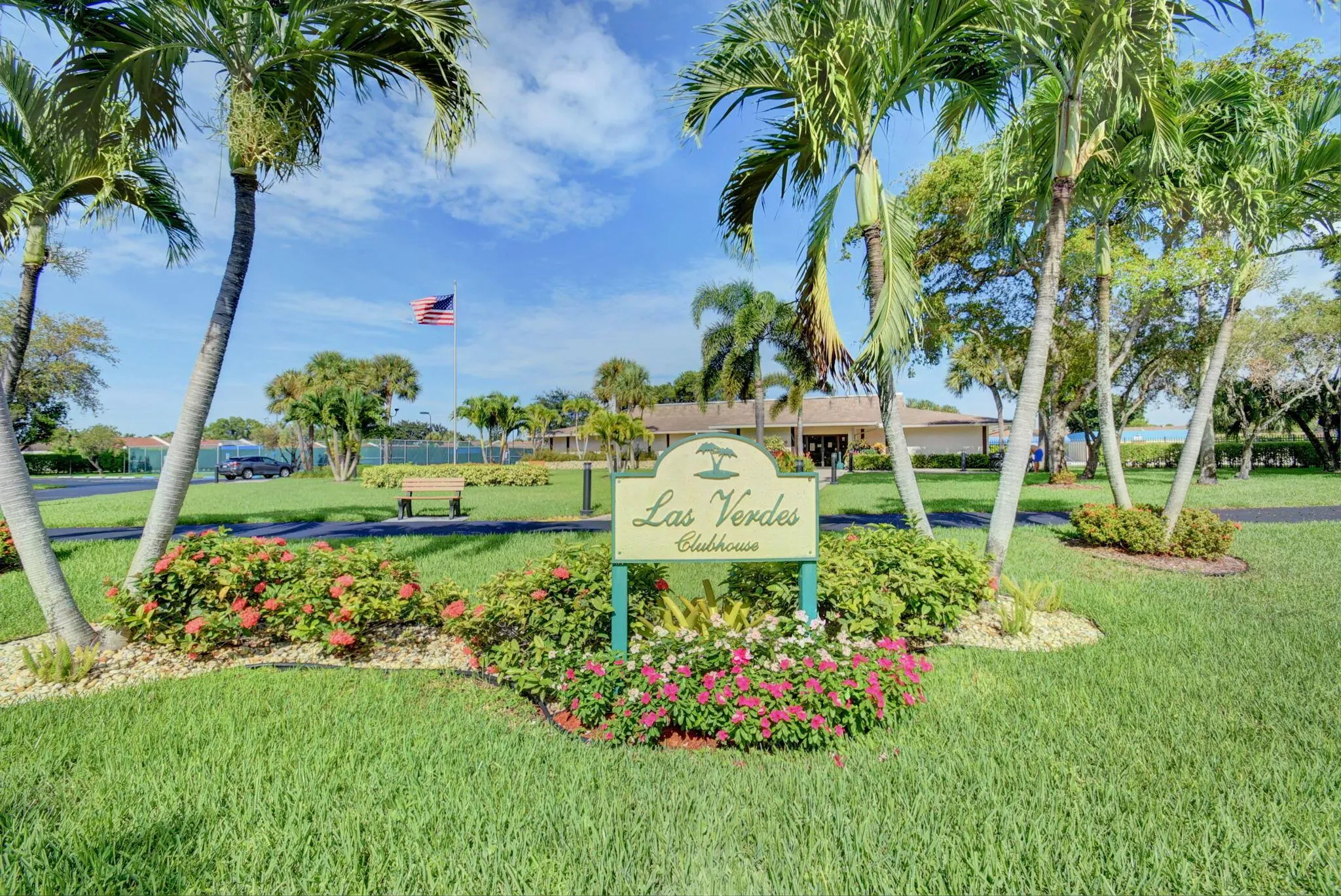 5340 Las Verdes Circle, #208