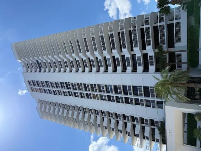 115 Lakeshore Drive, #1648