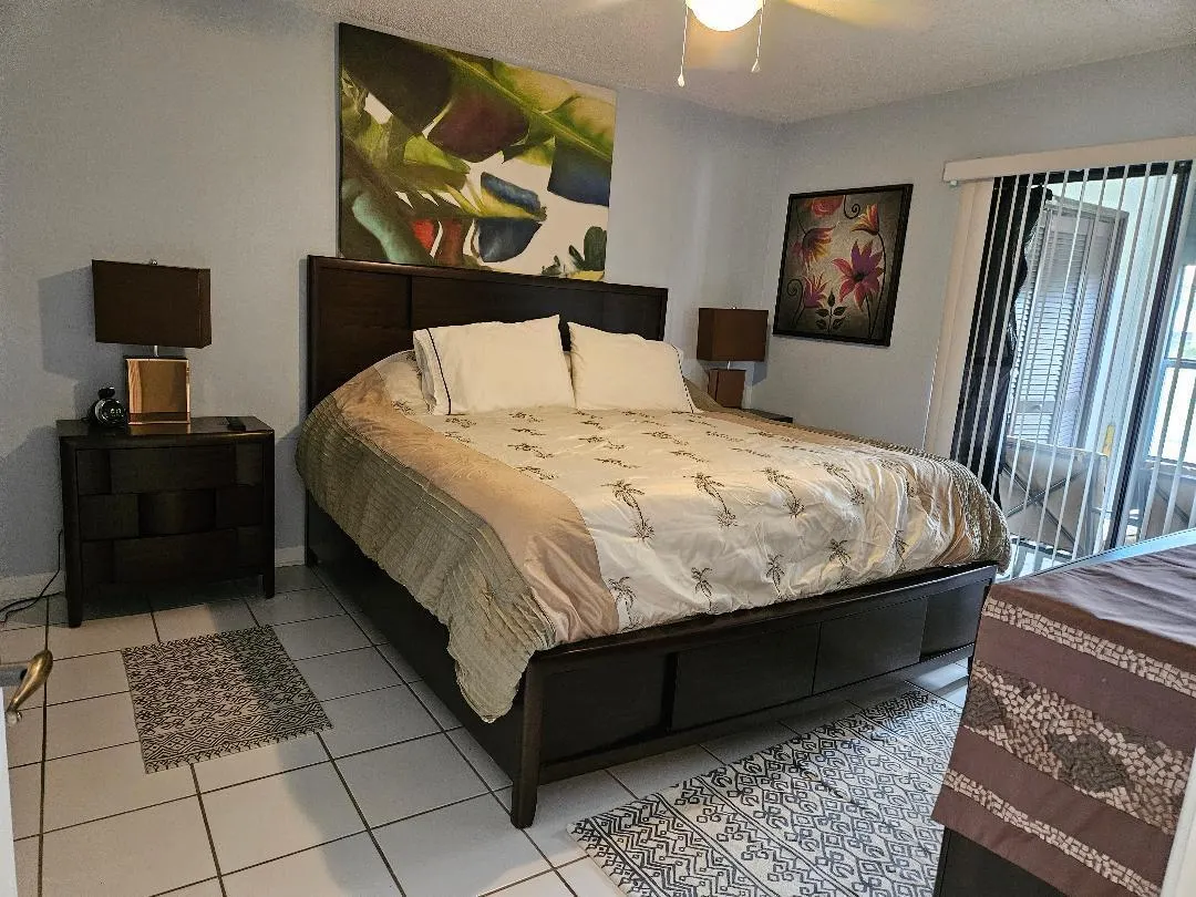 7706 Tahiti Lane, #103
