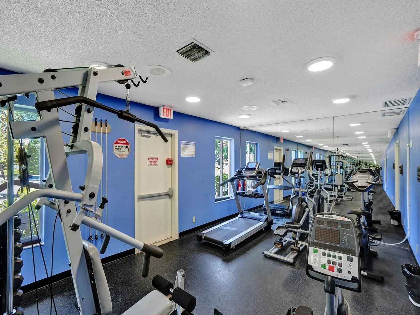 5465 Monterey Circle, #E