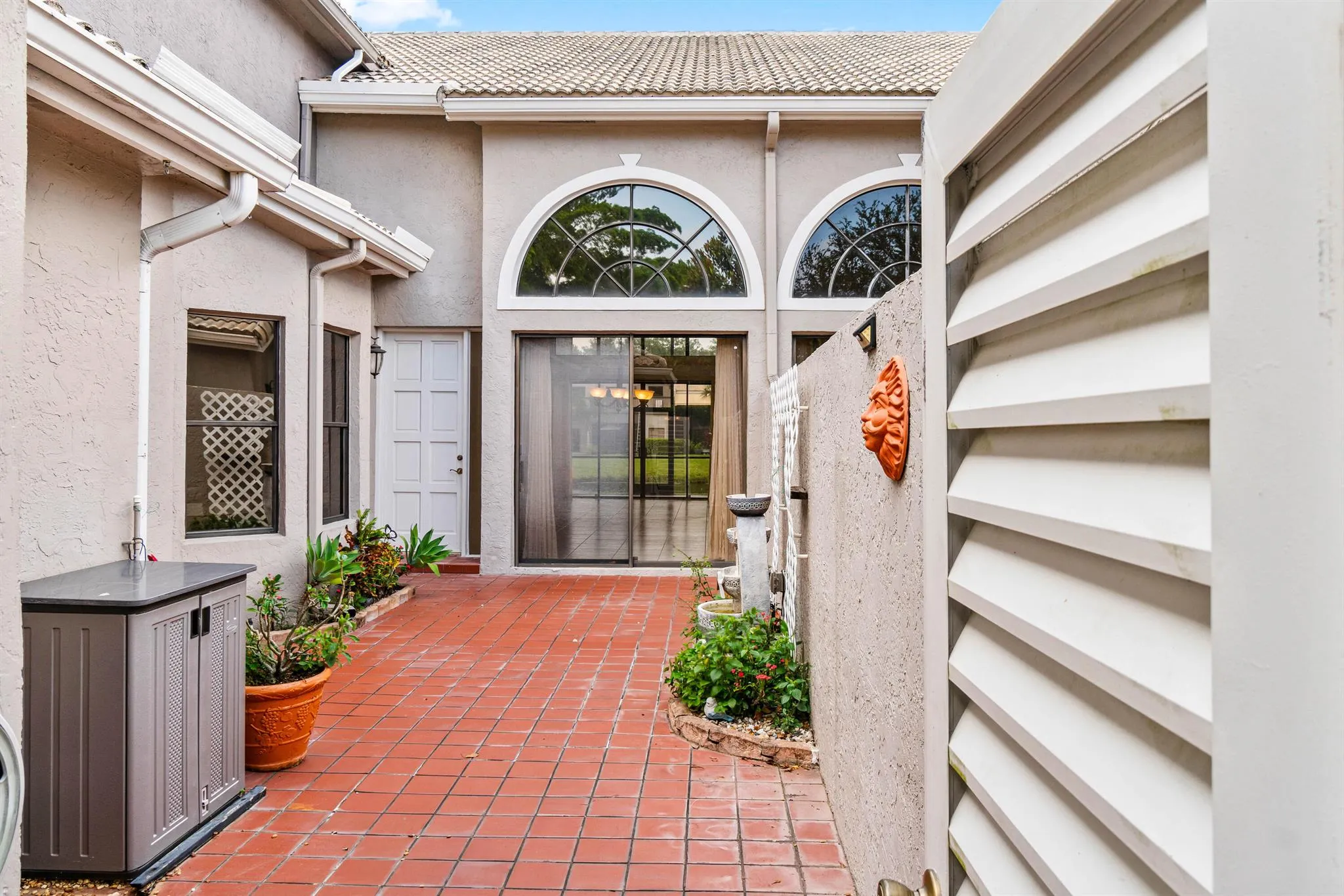 5465 Monterey Circle, #E