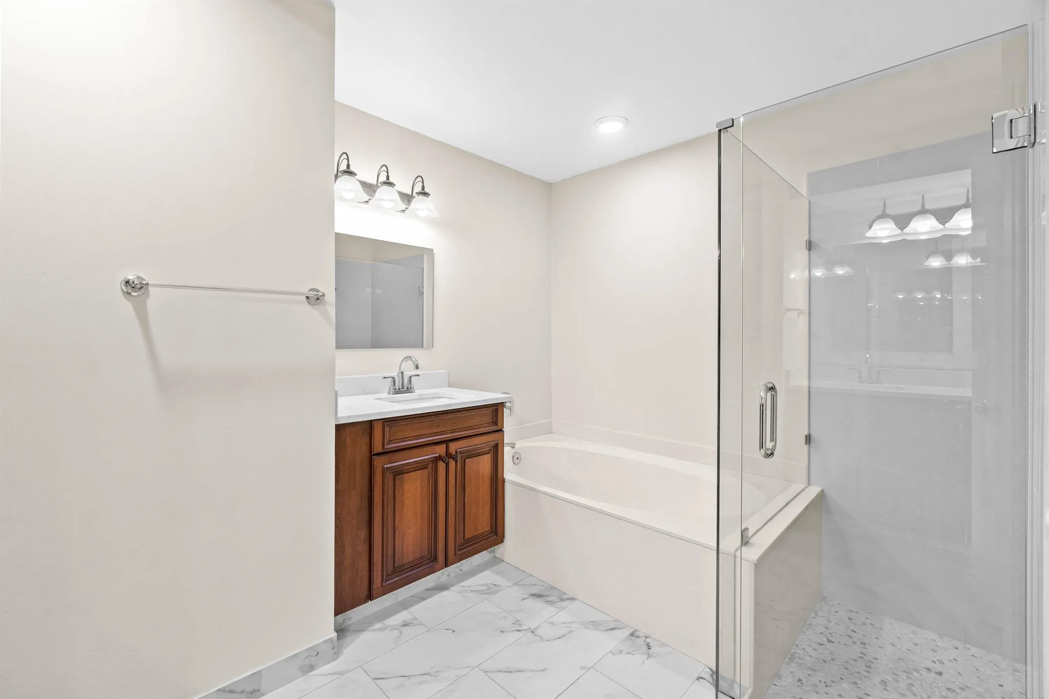 5465 Monterey Circle, #E