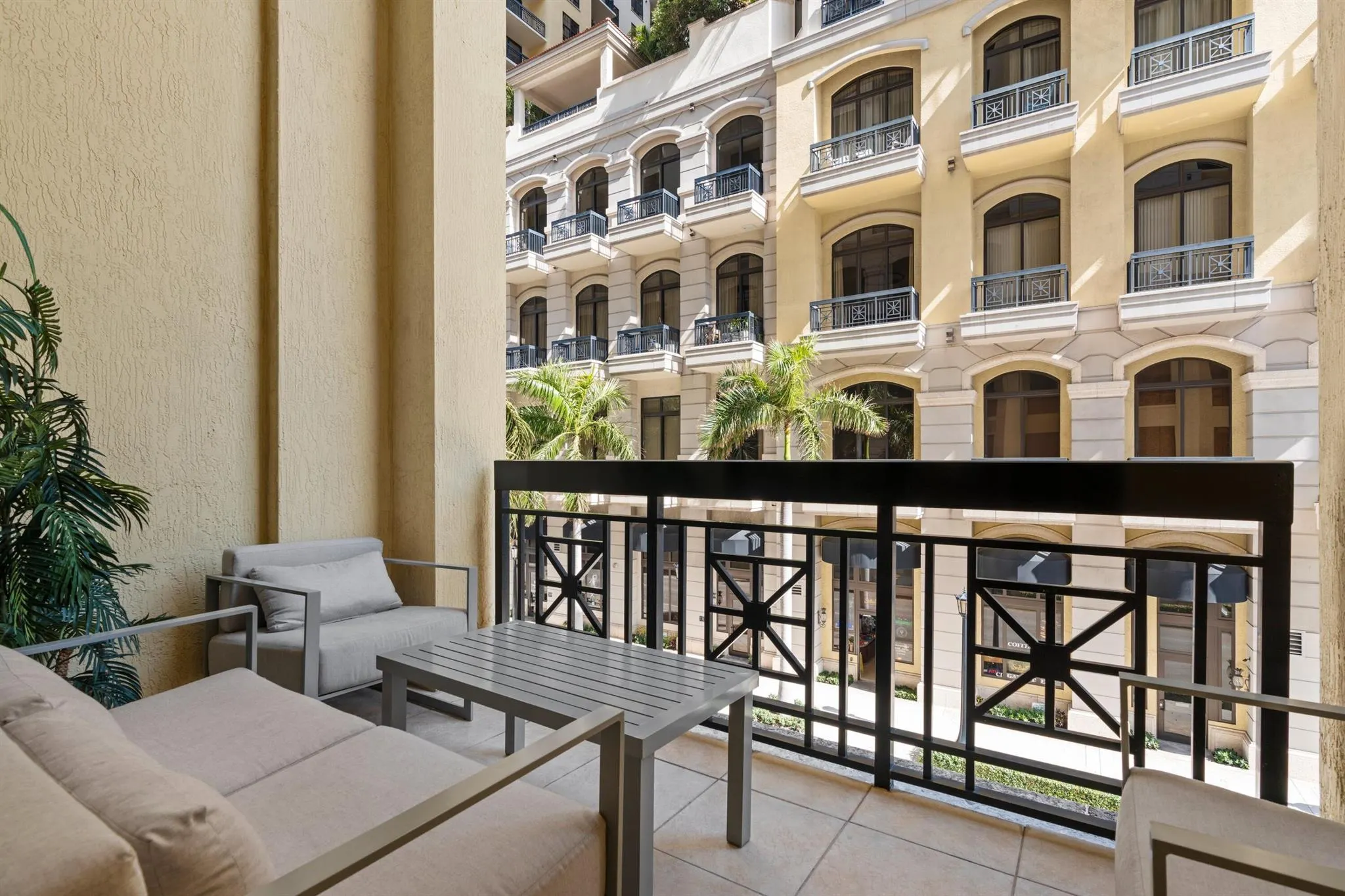 801 S Olive Avenue, #228
