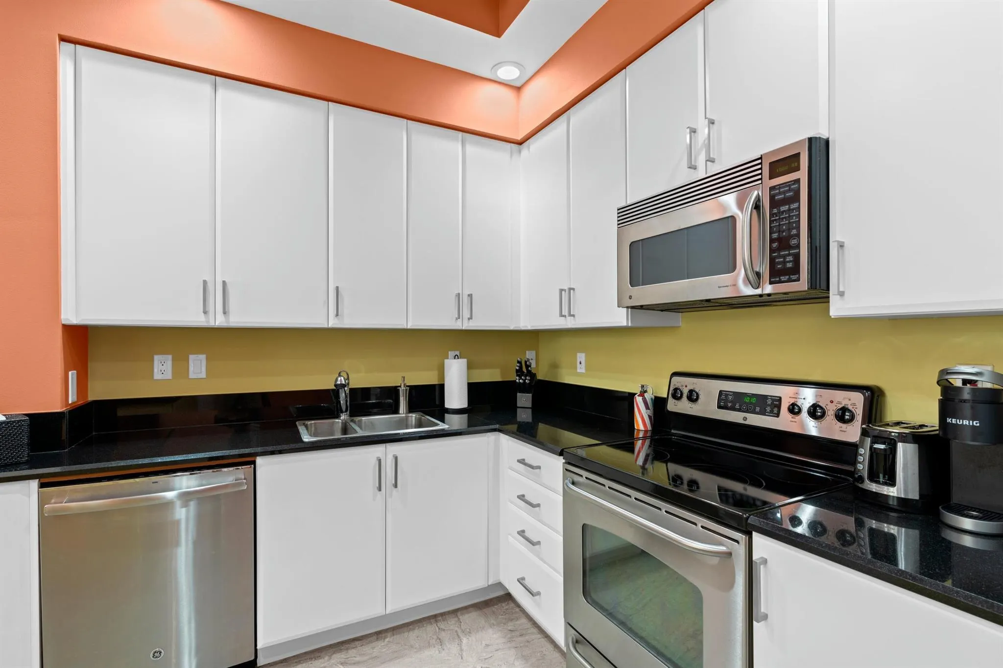 801 S Olive Avenue, #228