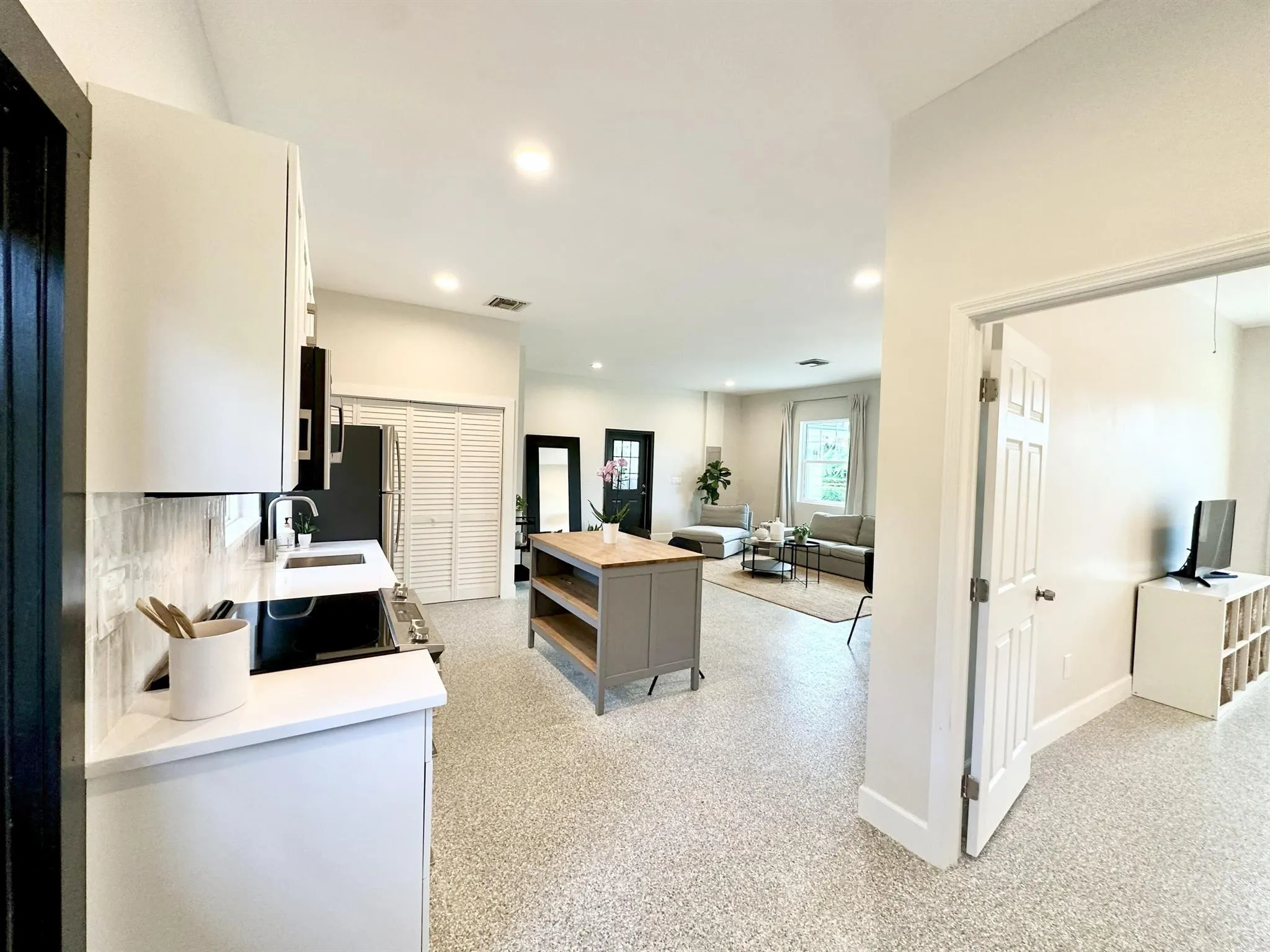 8677 Estate Drive