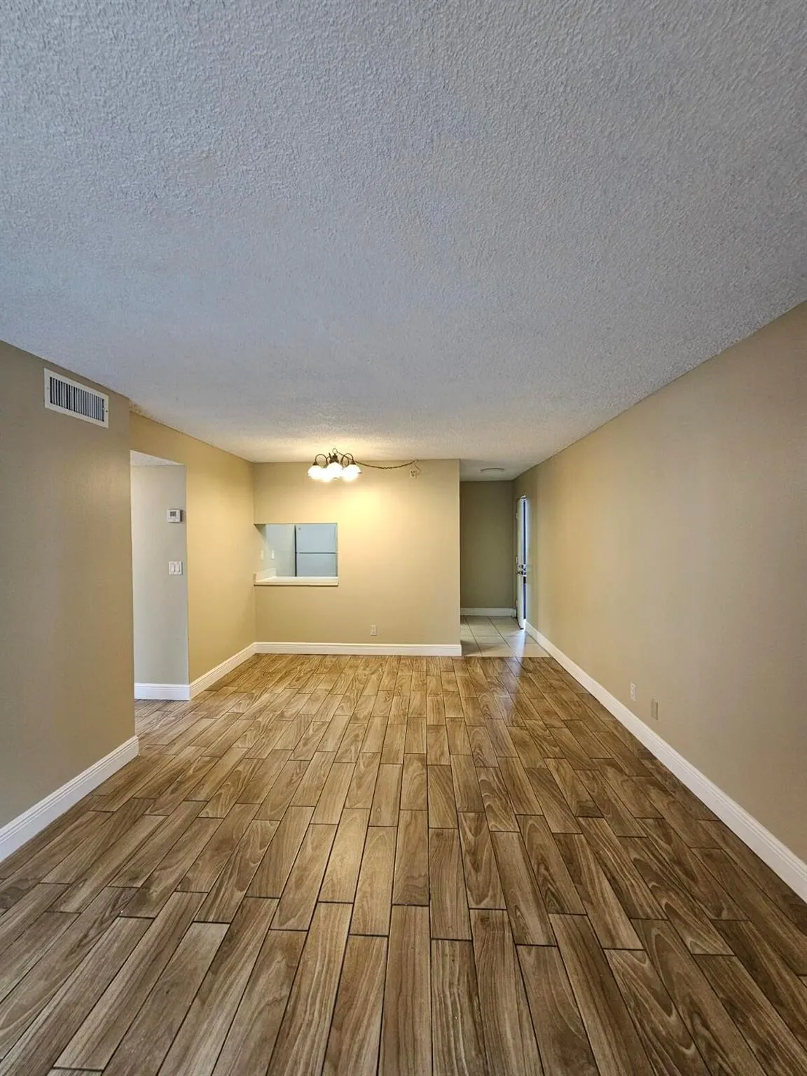 1850 N Congress Avenue, #307