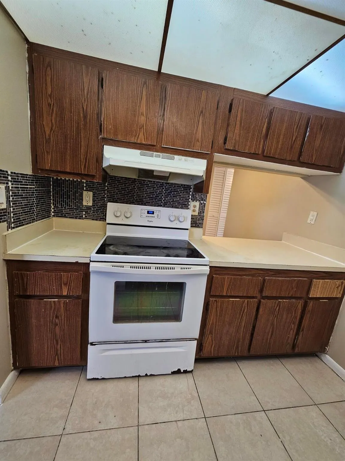 1850 N Congress Avenue, #307