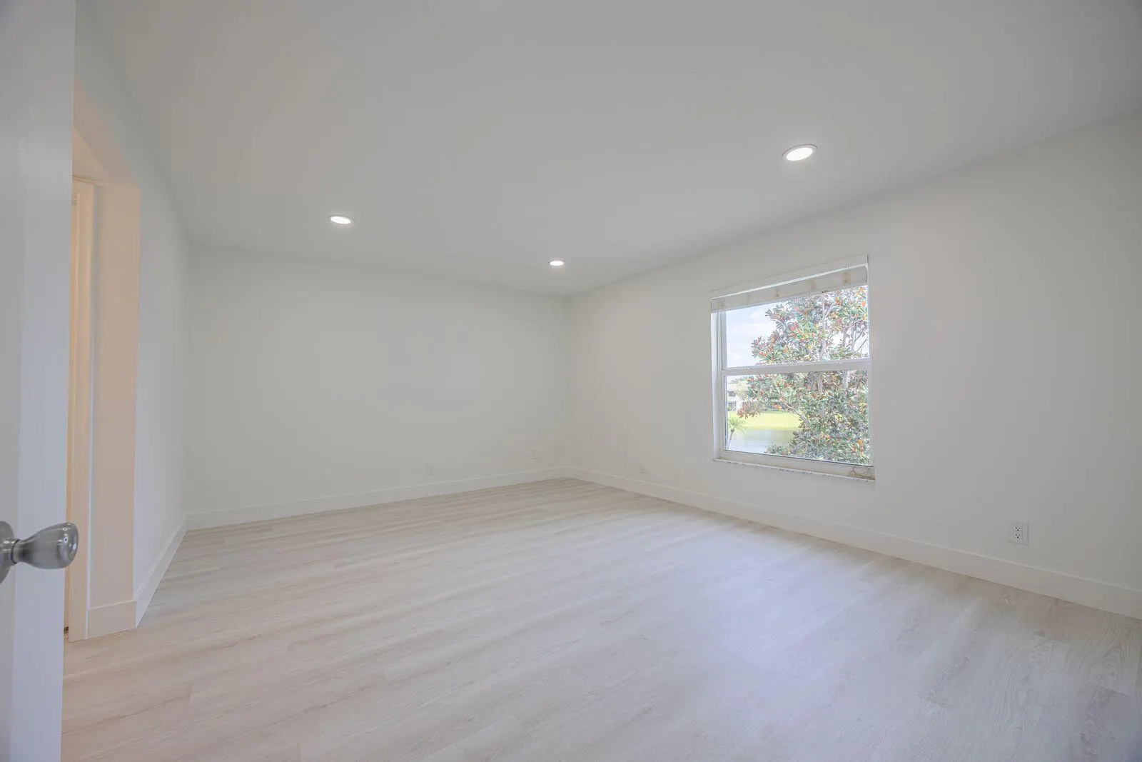 2805 Casita Way, #215
