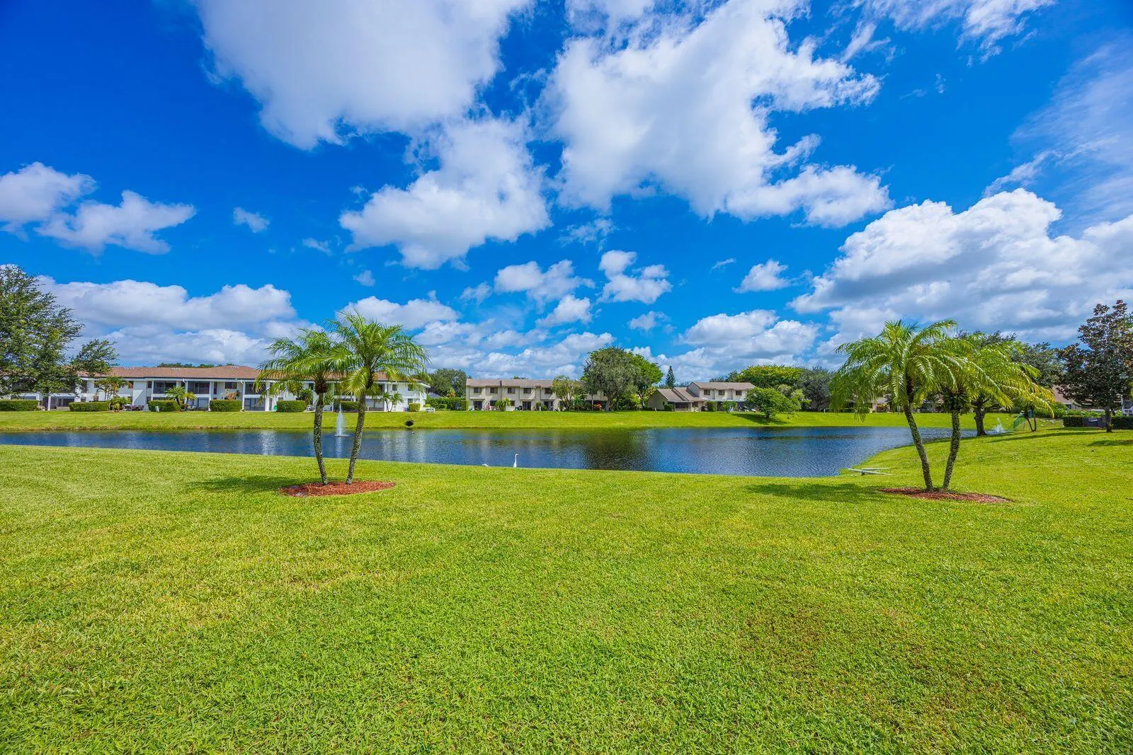 2805 Casita Way, #215