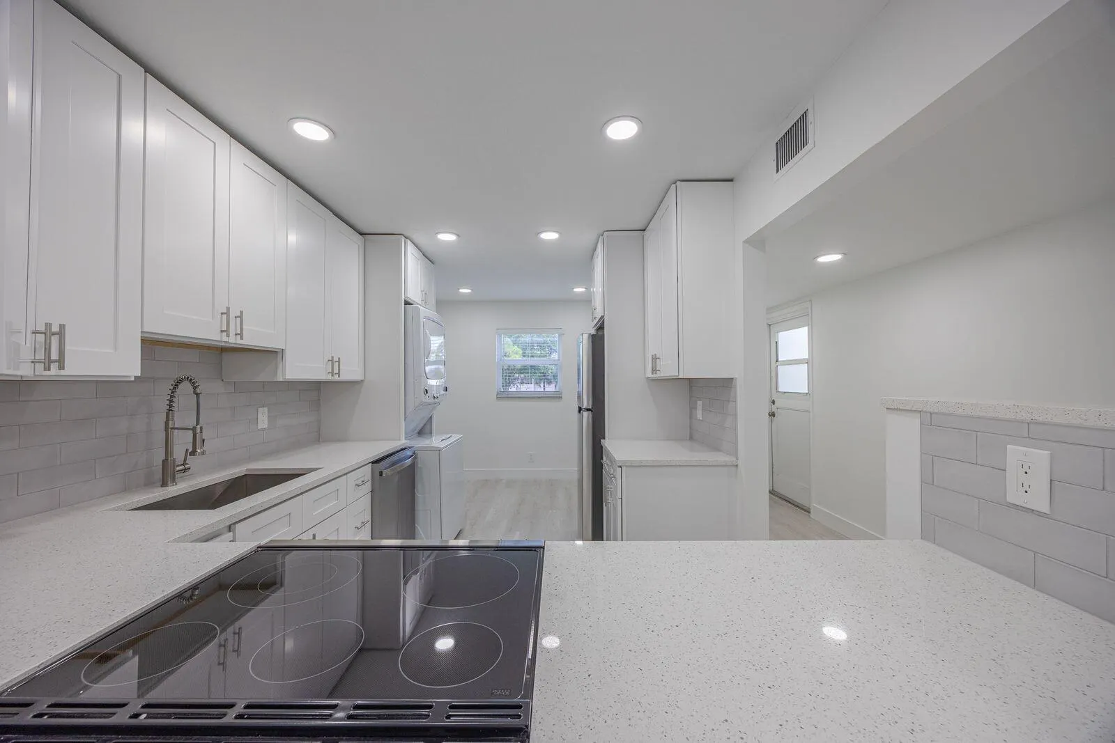 2805 Casita Way, #215