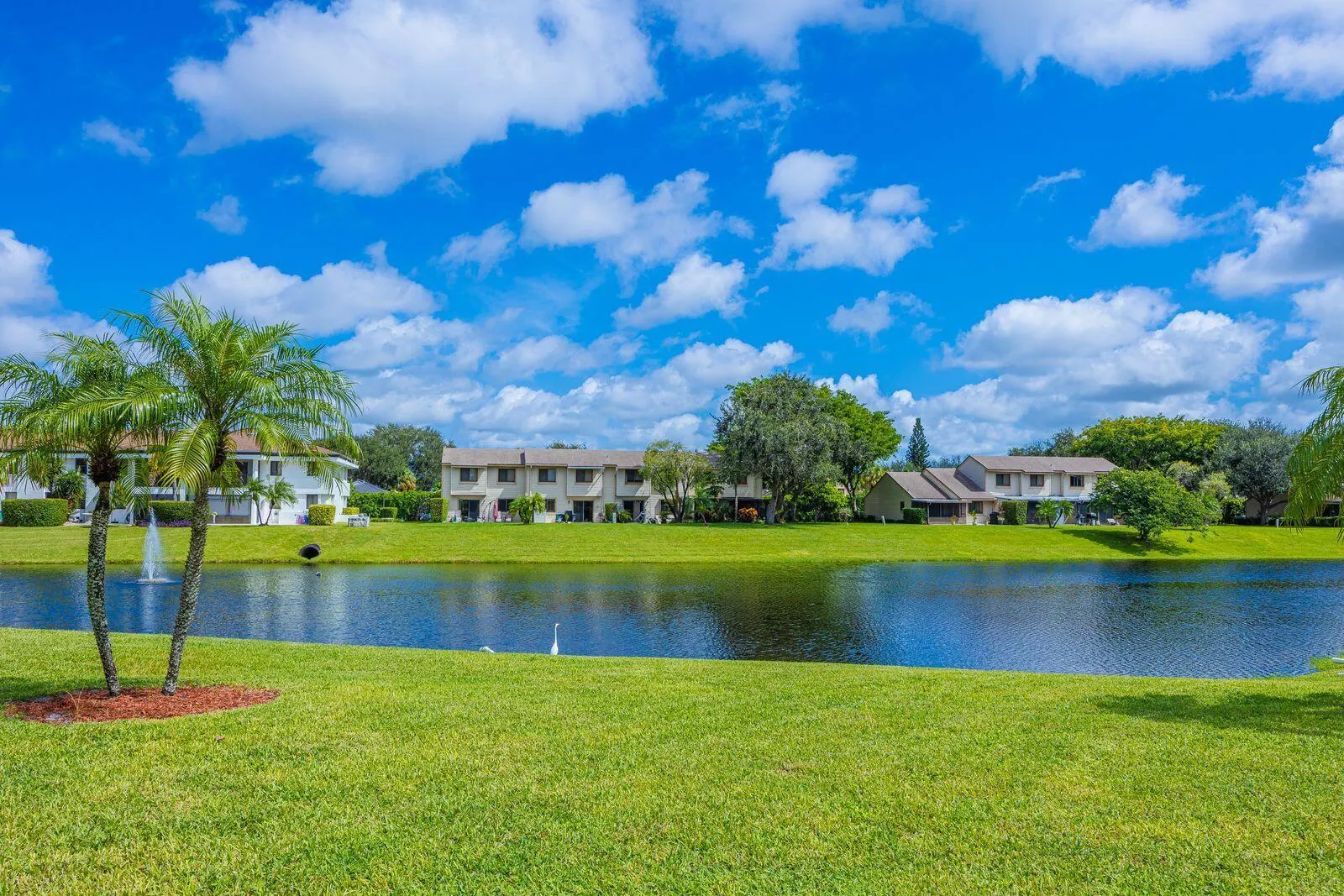 2805 Casita Way, #215