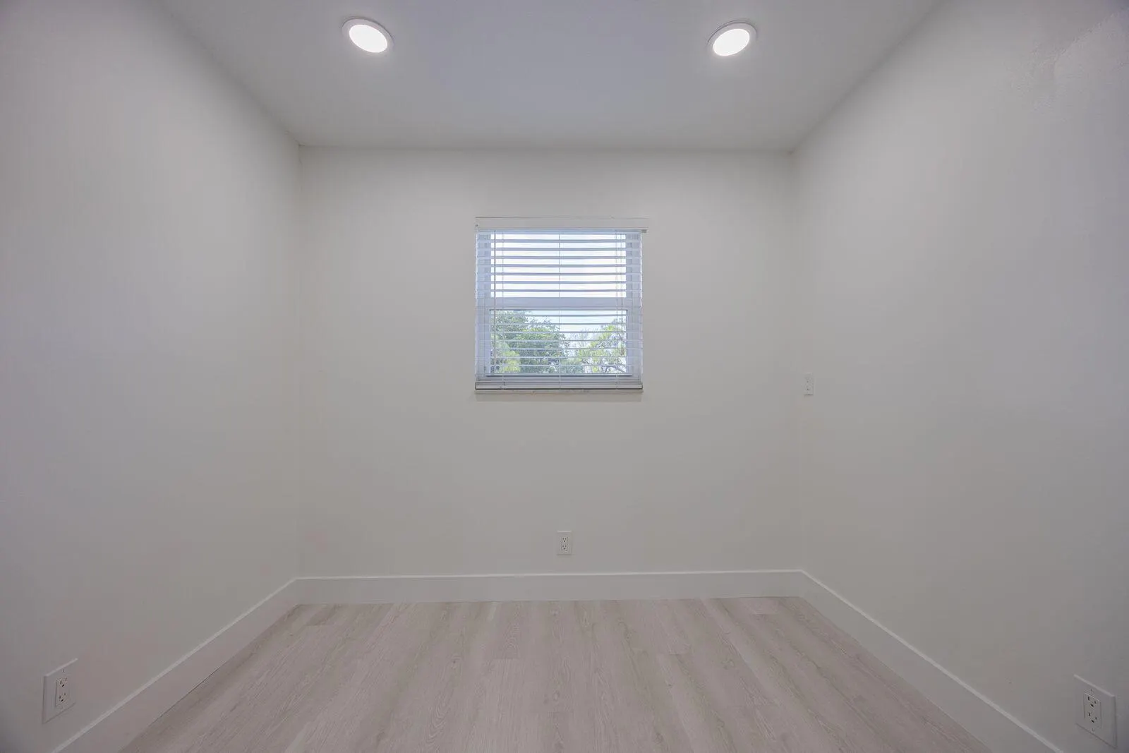 2805 Casita Way, #215