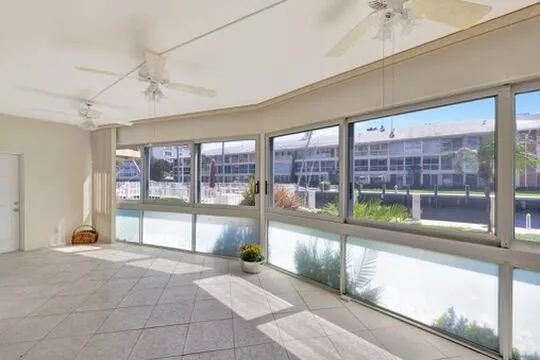 3050 NE 48th Street, #107