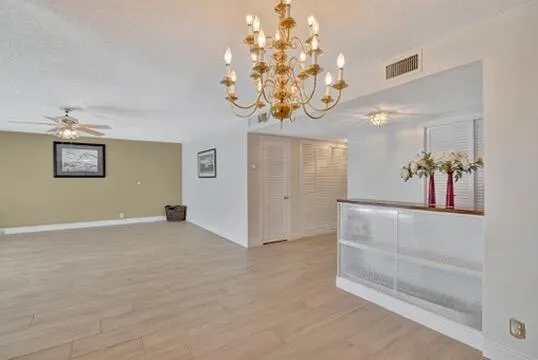 3050 NE 48th Street, #107